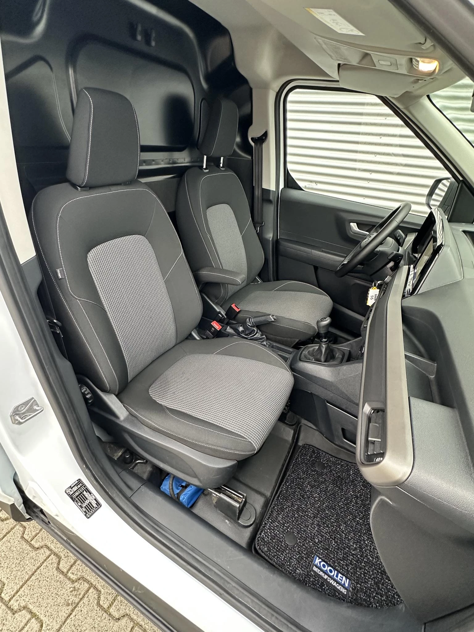 Hoofdafbeelding Ford Transit Courier