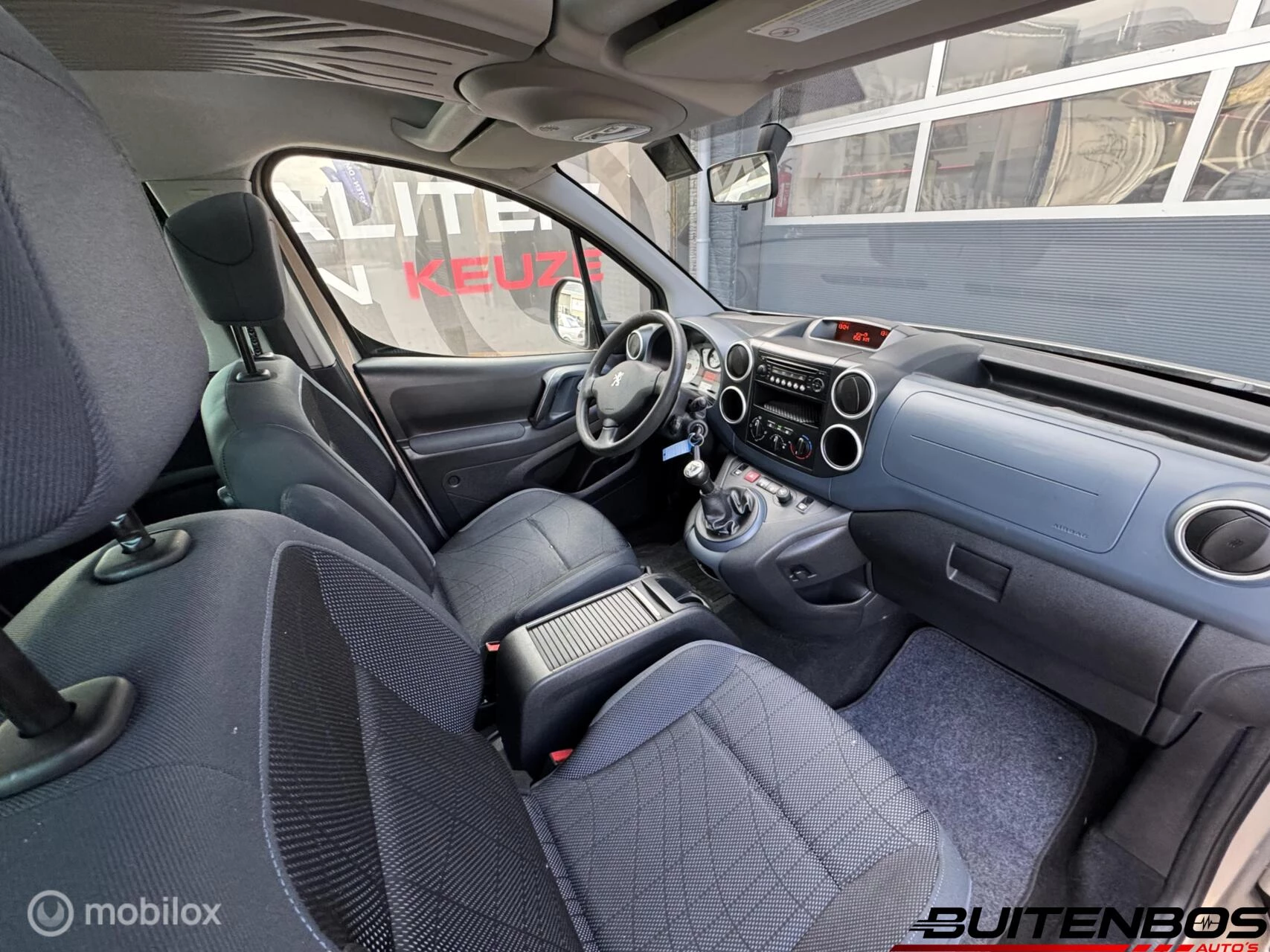 Hoofdafbeelding Peugeot Partner