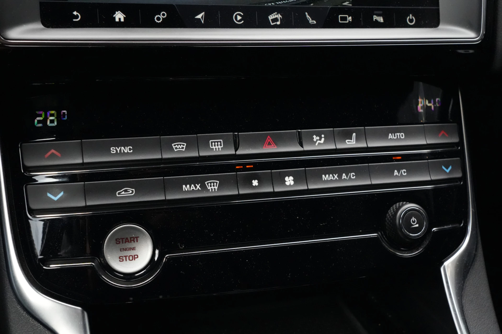 Hoofdafbeelding Jaguar XE