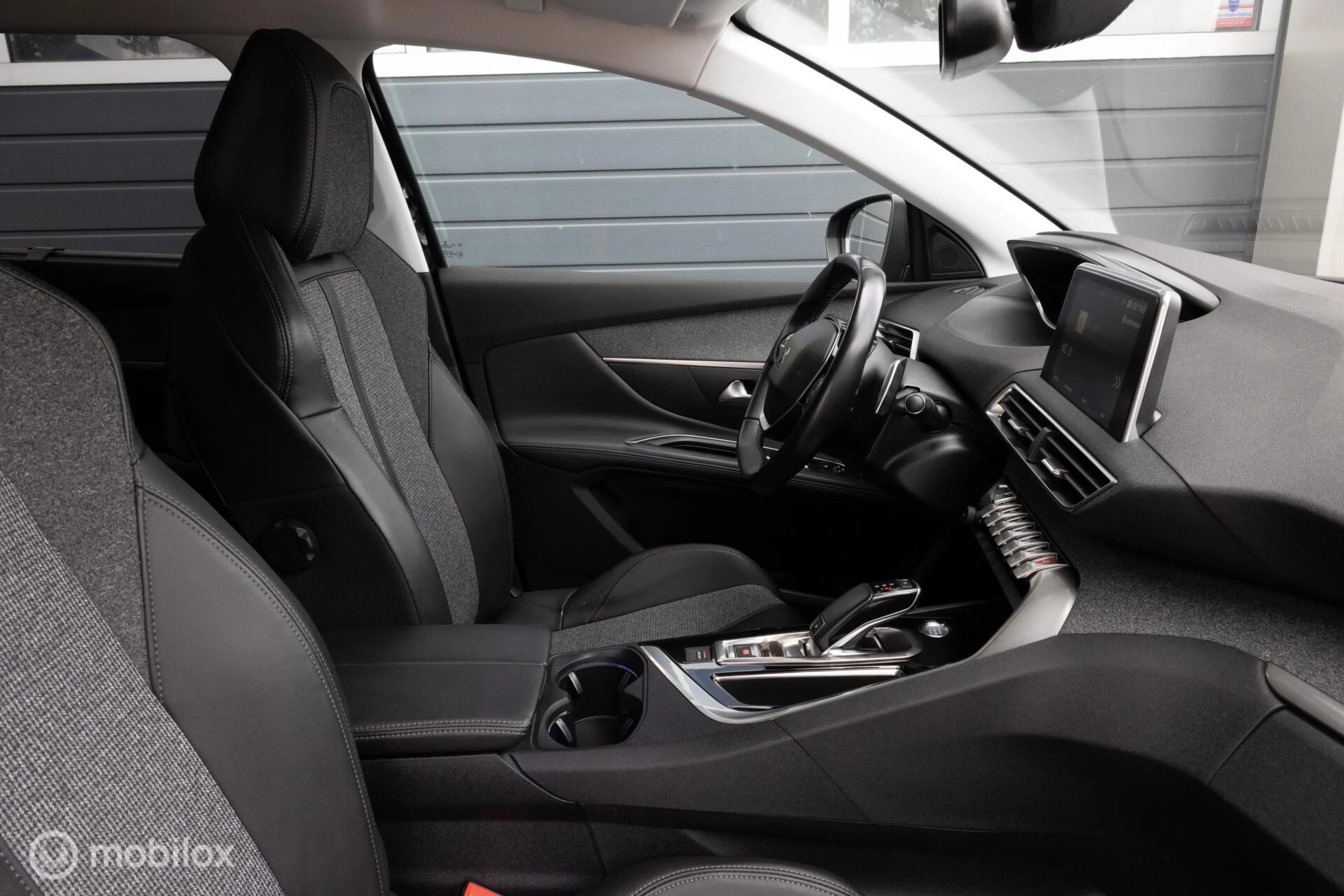 Hoofdafbeelding Peugeot 5008