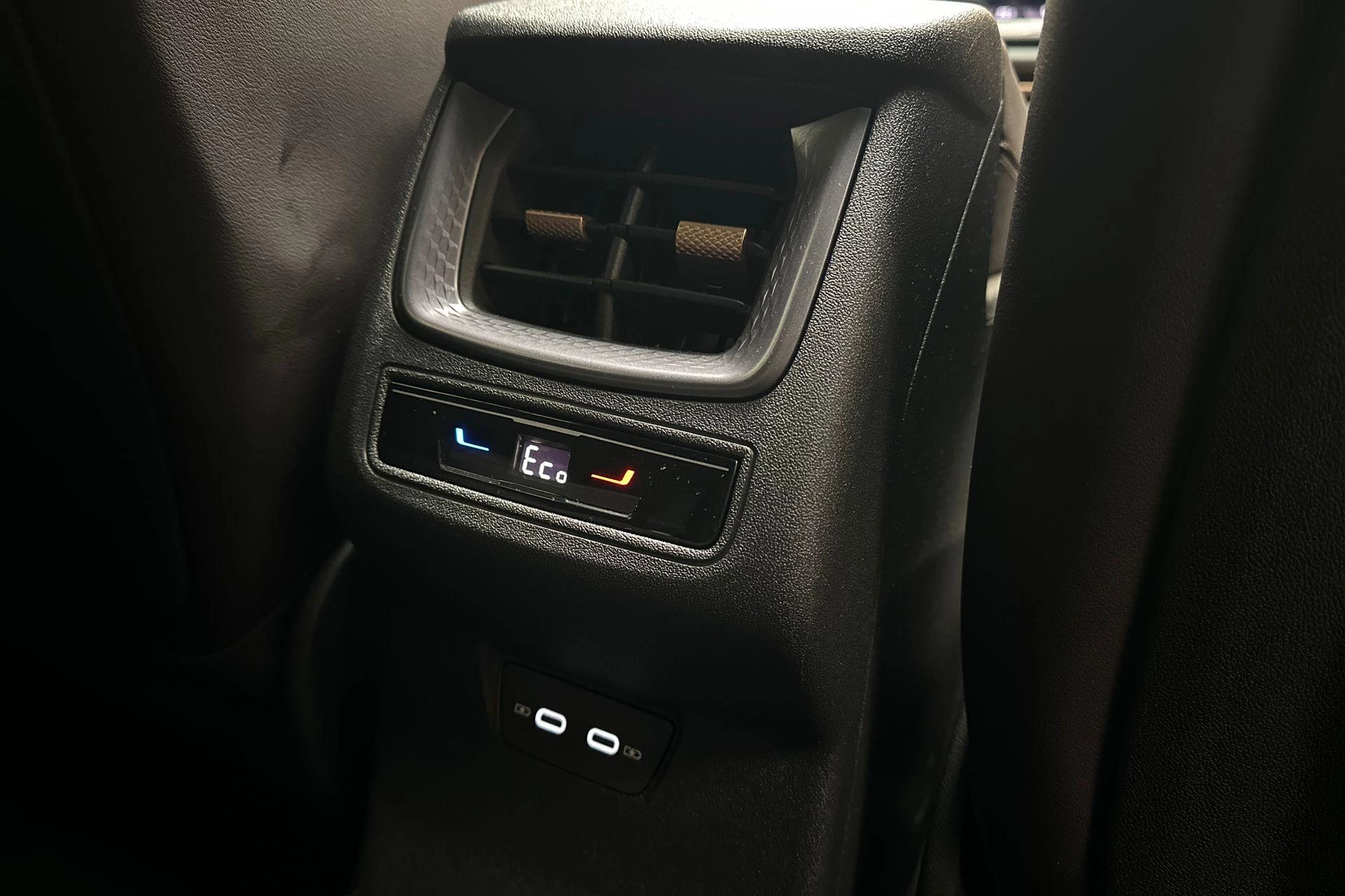 Hoofdafbeelding CUPRA Terramar