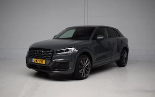Audi Q2 35 TFSI 150PK AUT S-Line CAMERA / HEAD-UP / DEALER-ONDERHOUDEN / LEER / CARPLAY / VLAKSTUUR / STOELVERWARMING / KEYLESS
