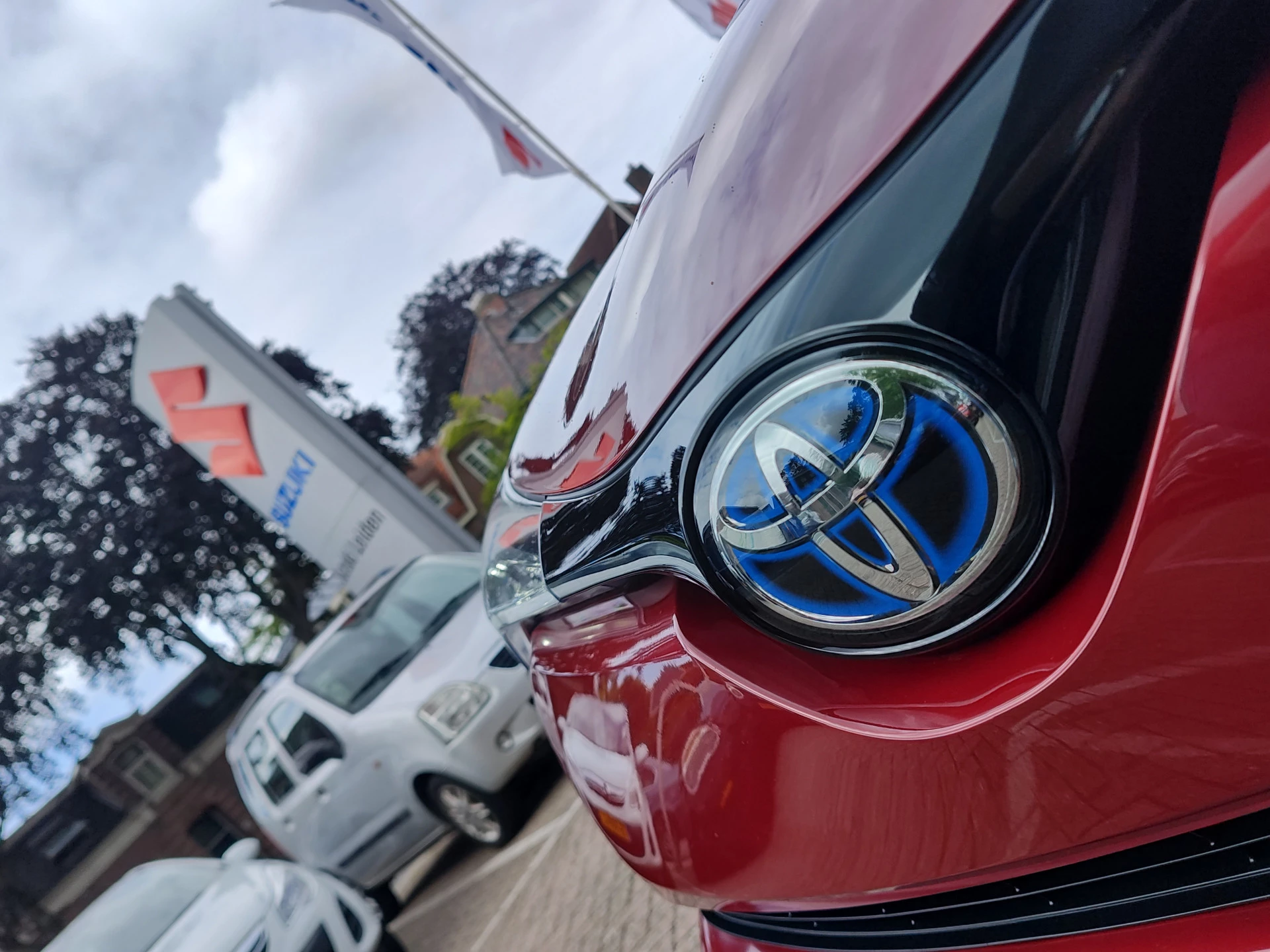 Hoofdafbeelding Toyota C-HR