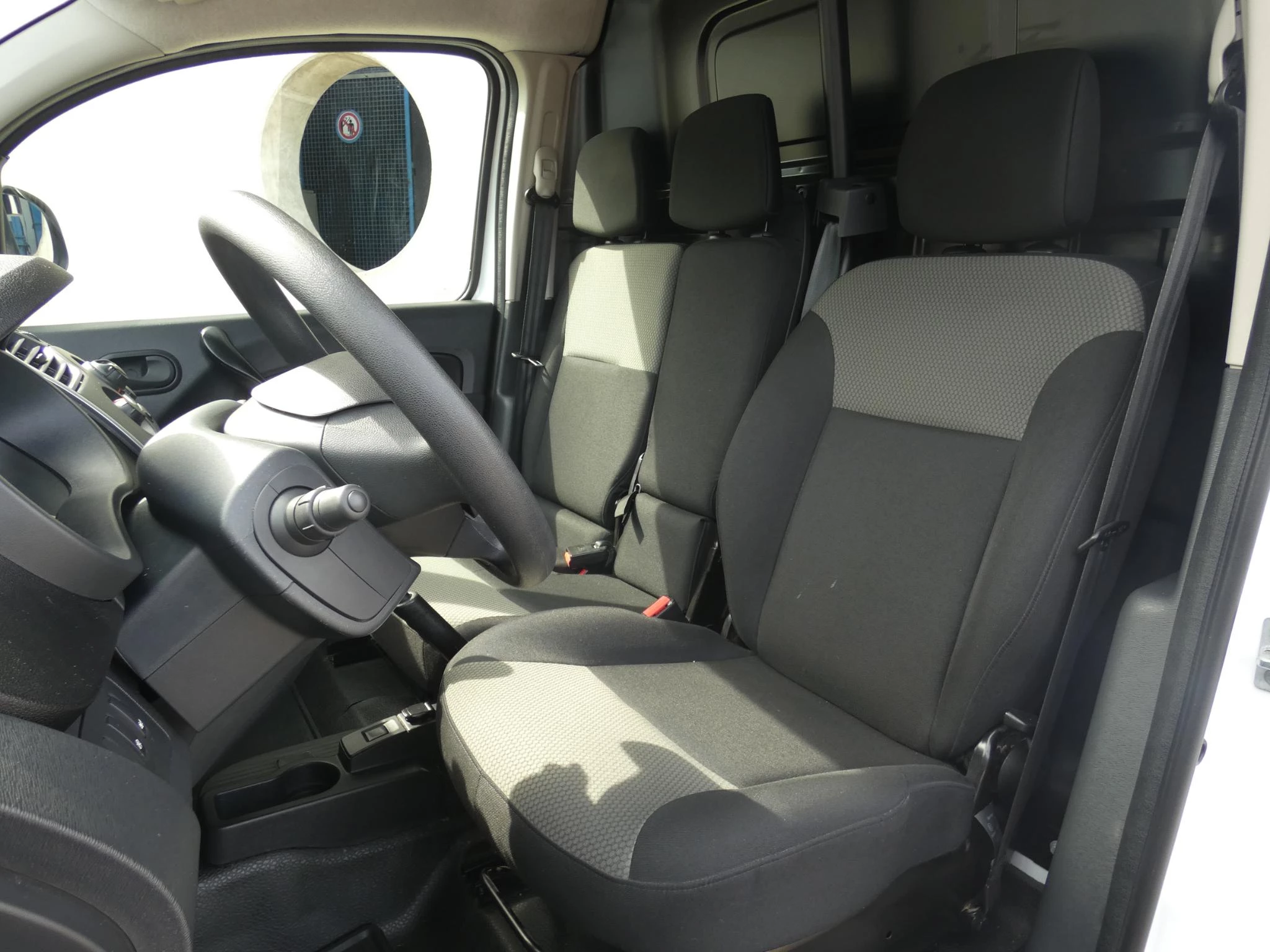 Hoofdafbeelding Nissan NV250