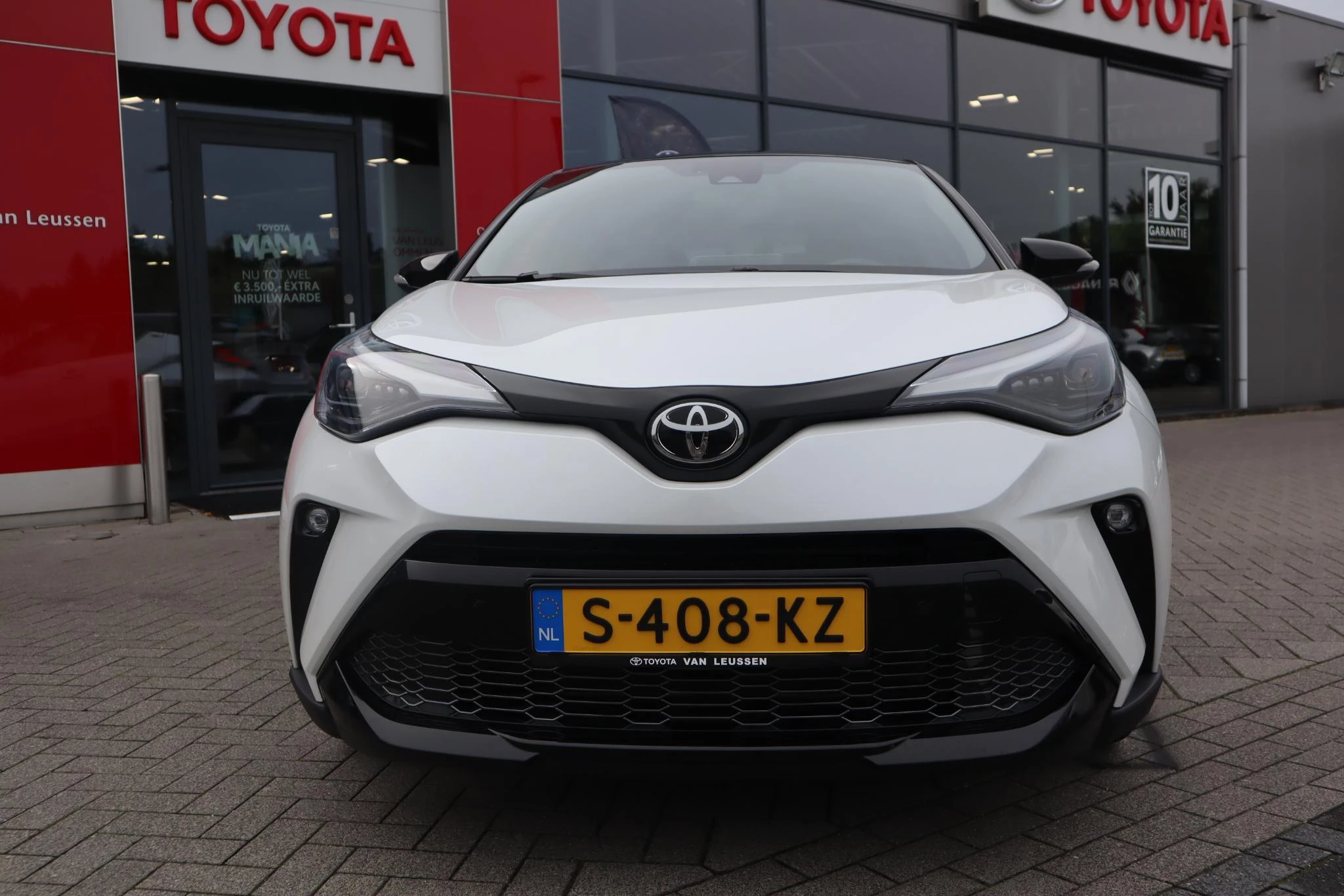 Hoofdafbeelding Toyota C-HR
