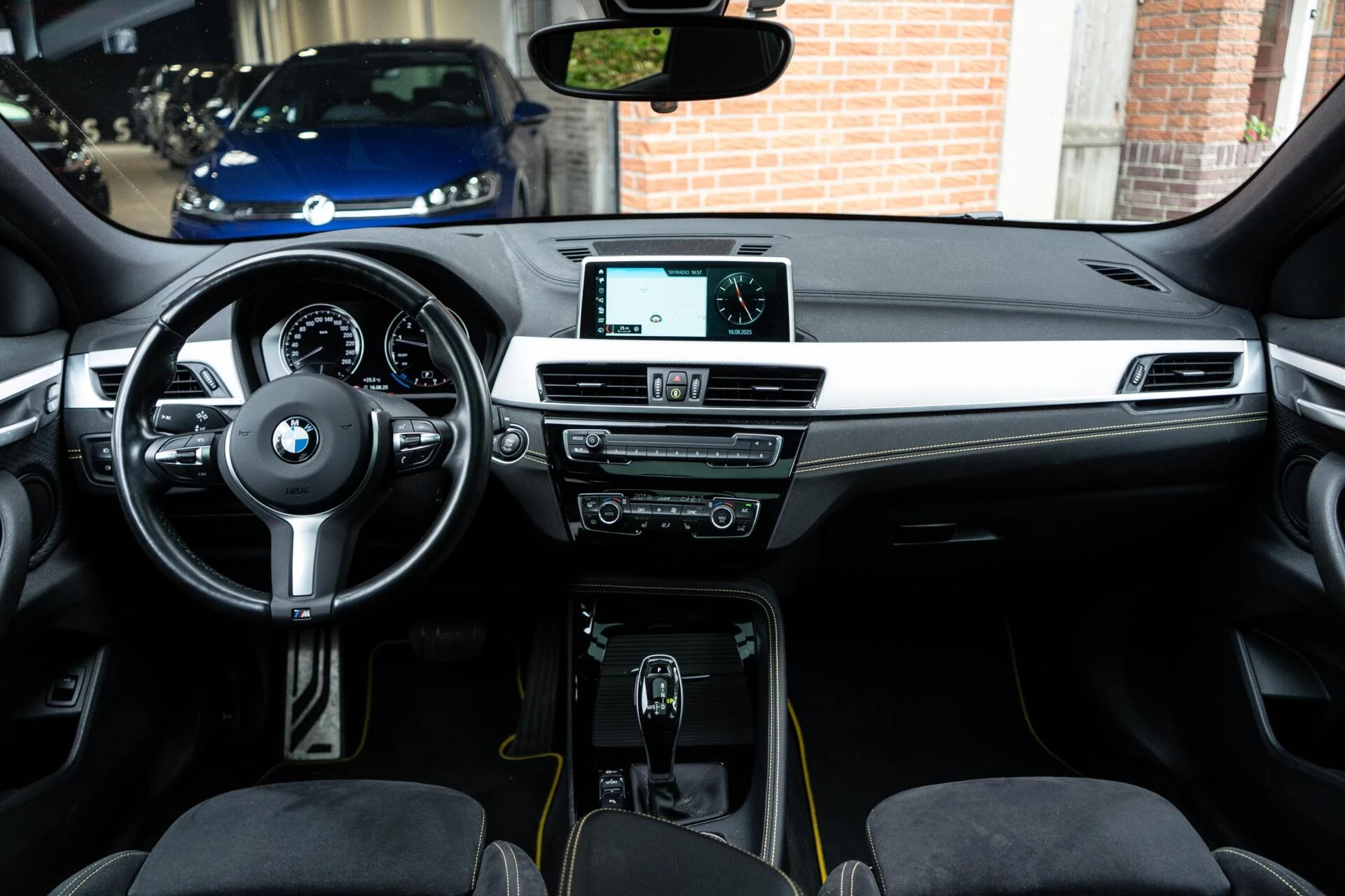 Hoofdafbeelding BMW X2