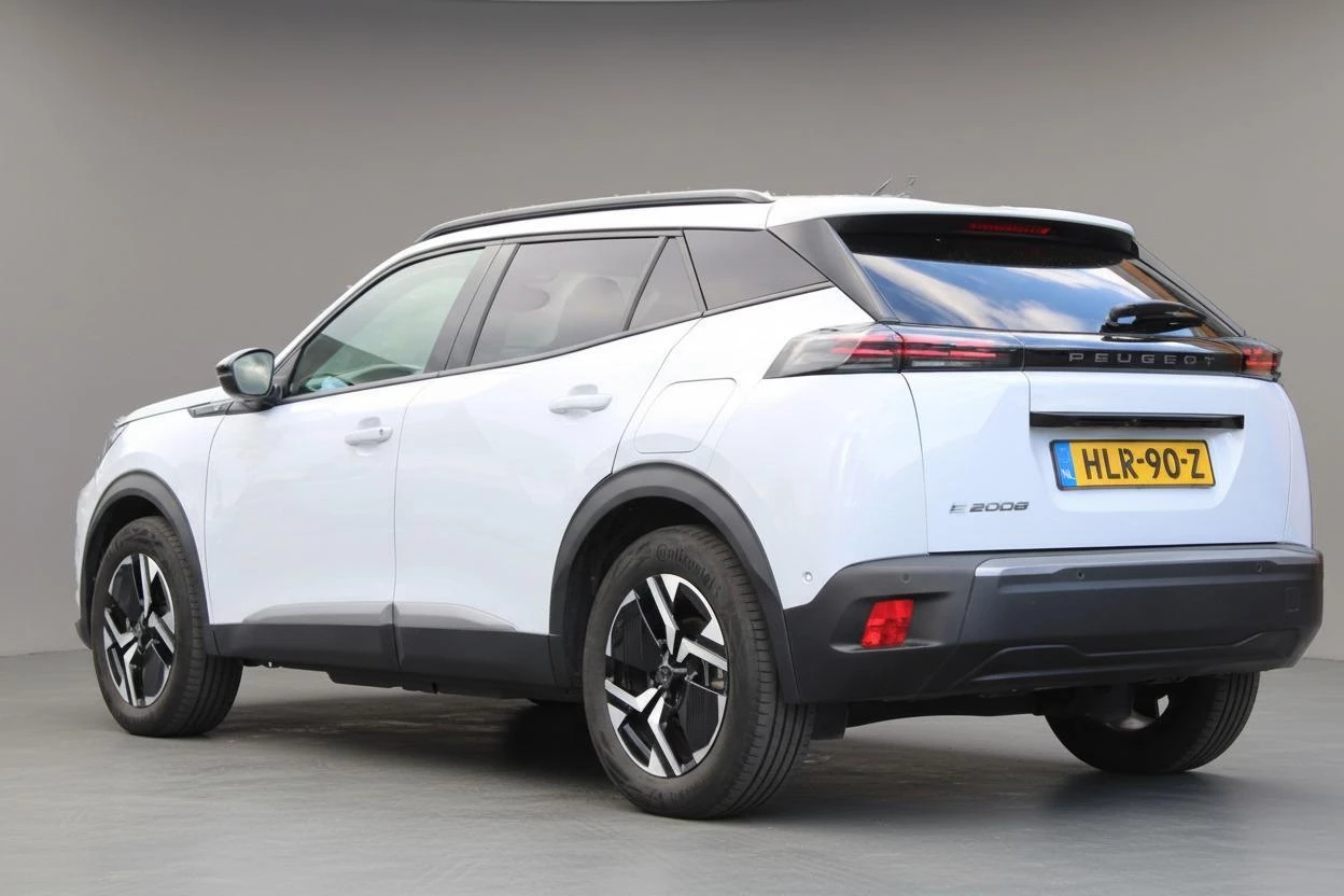 Hoofdafbeelding Peugeot e-2008