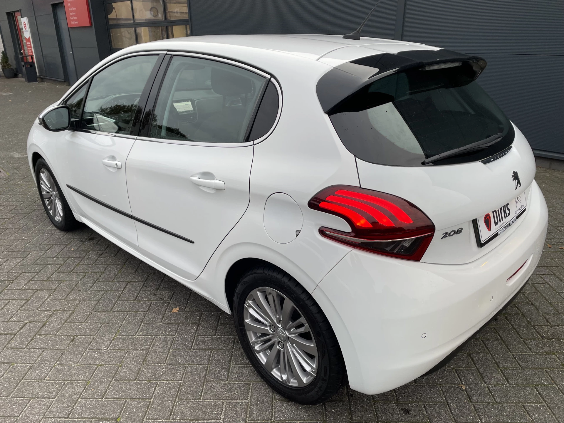 Hoofdafbeelding Peugeot 208
