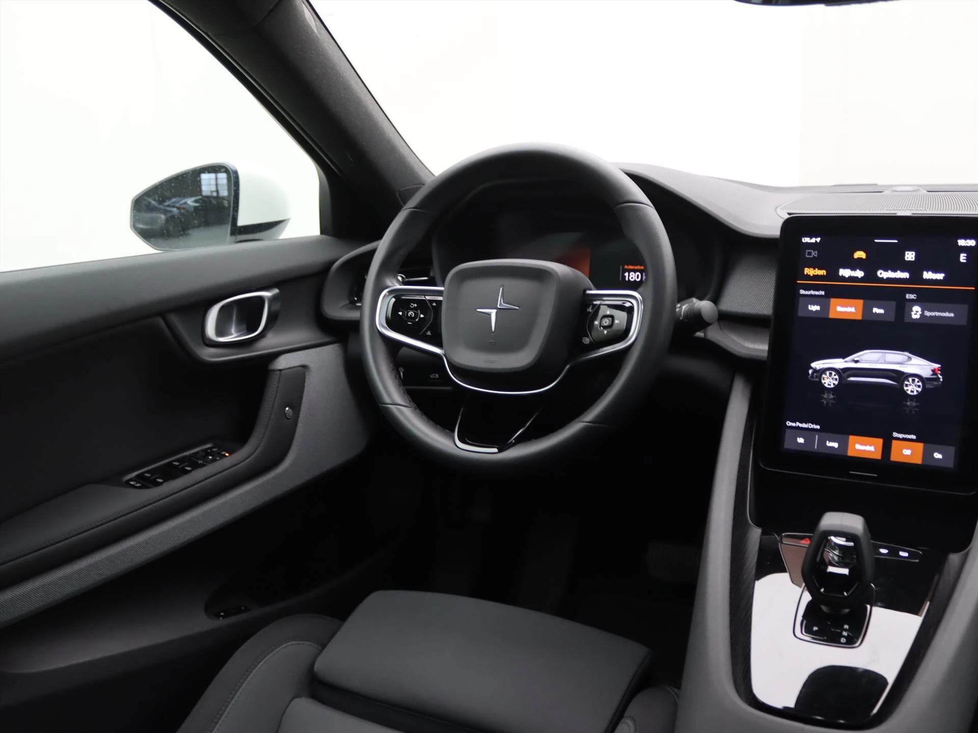 Hoofdafbeelding Polestar 2