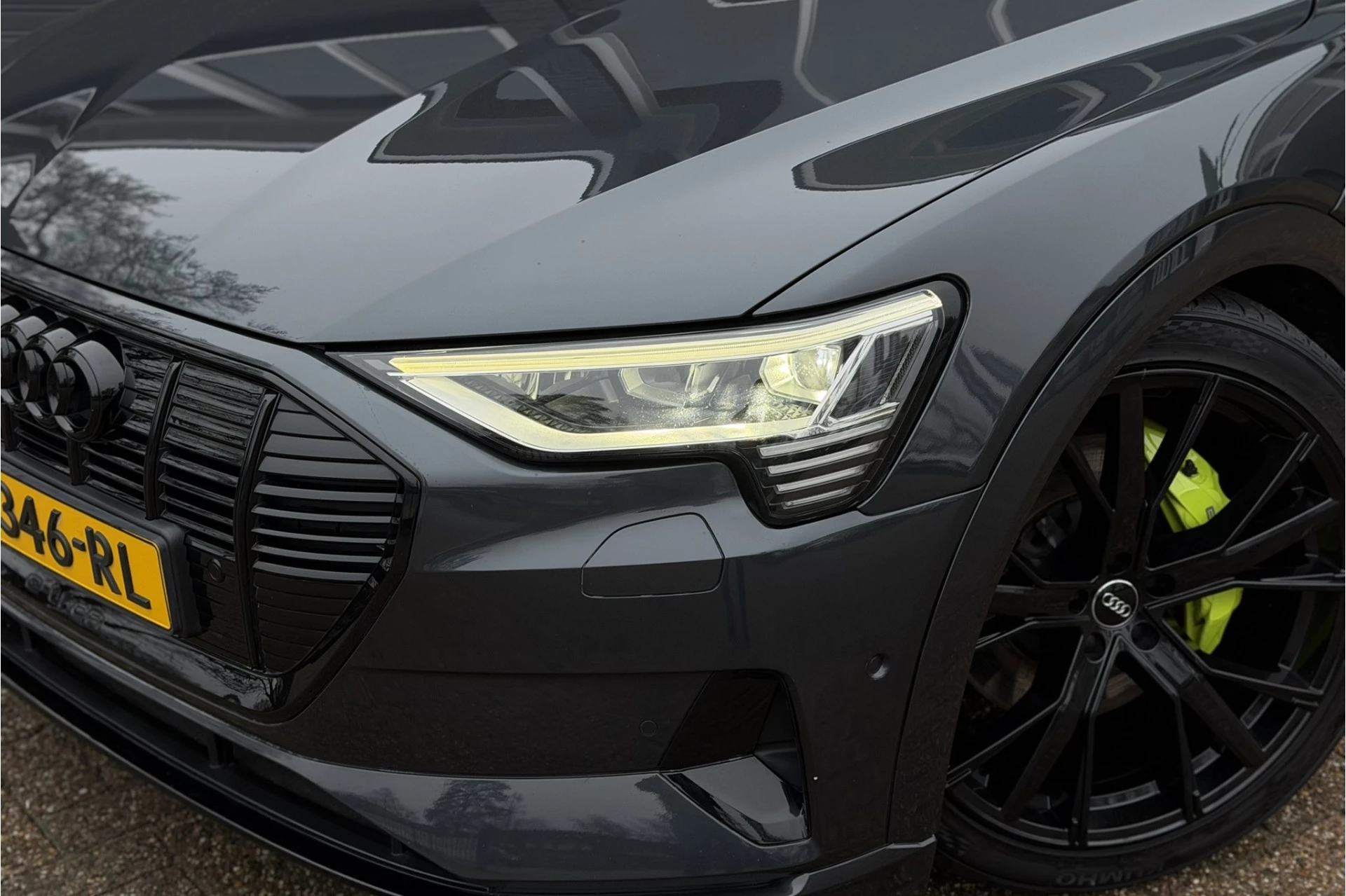 Hoofdafbeelding Audi e-tron