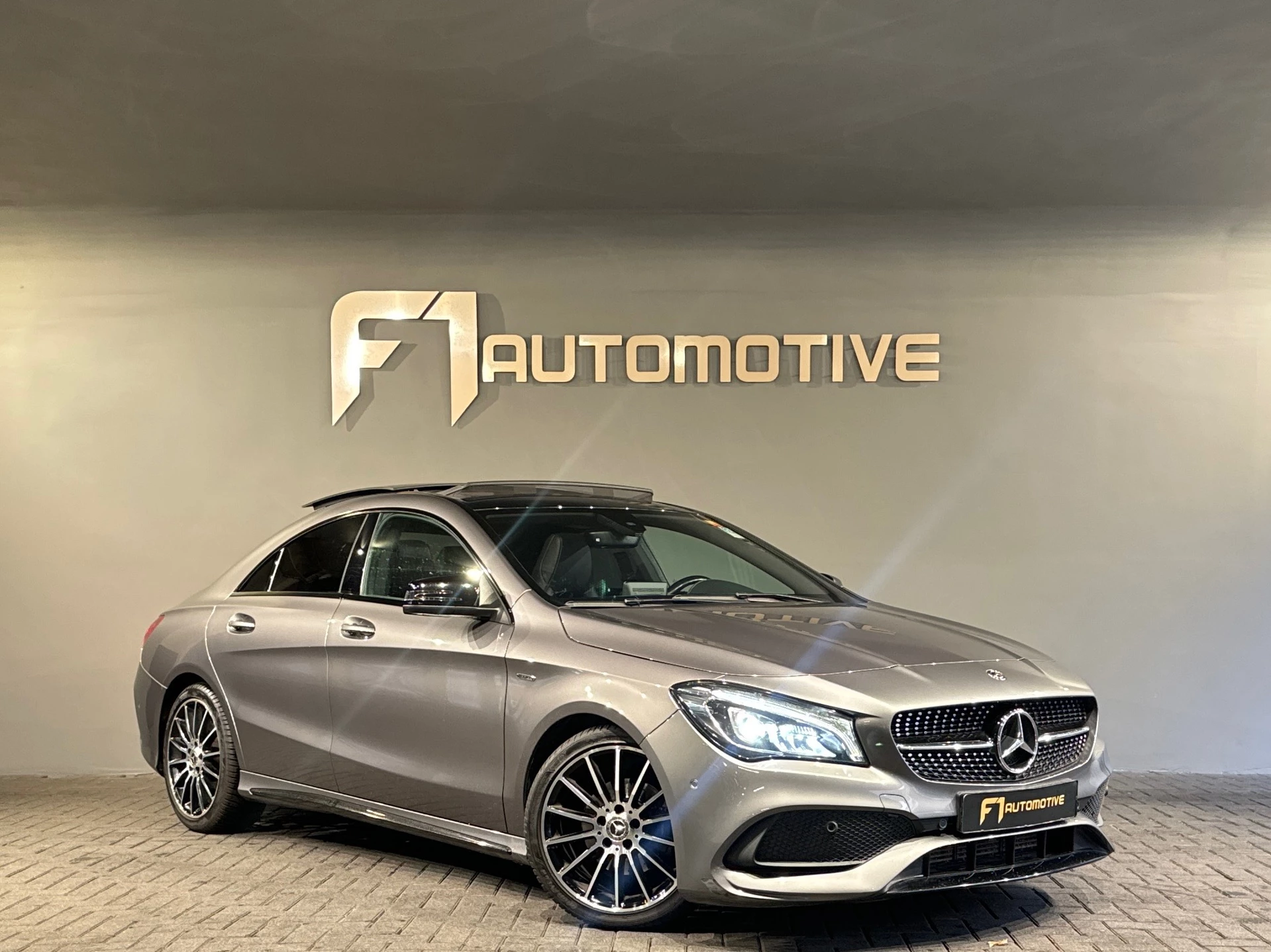 Hoofdafbeelding Mercedes-Benz CLA
