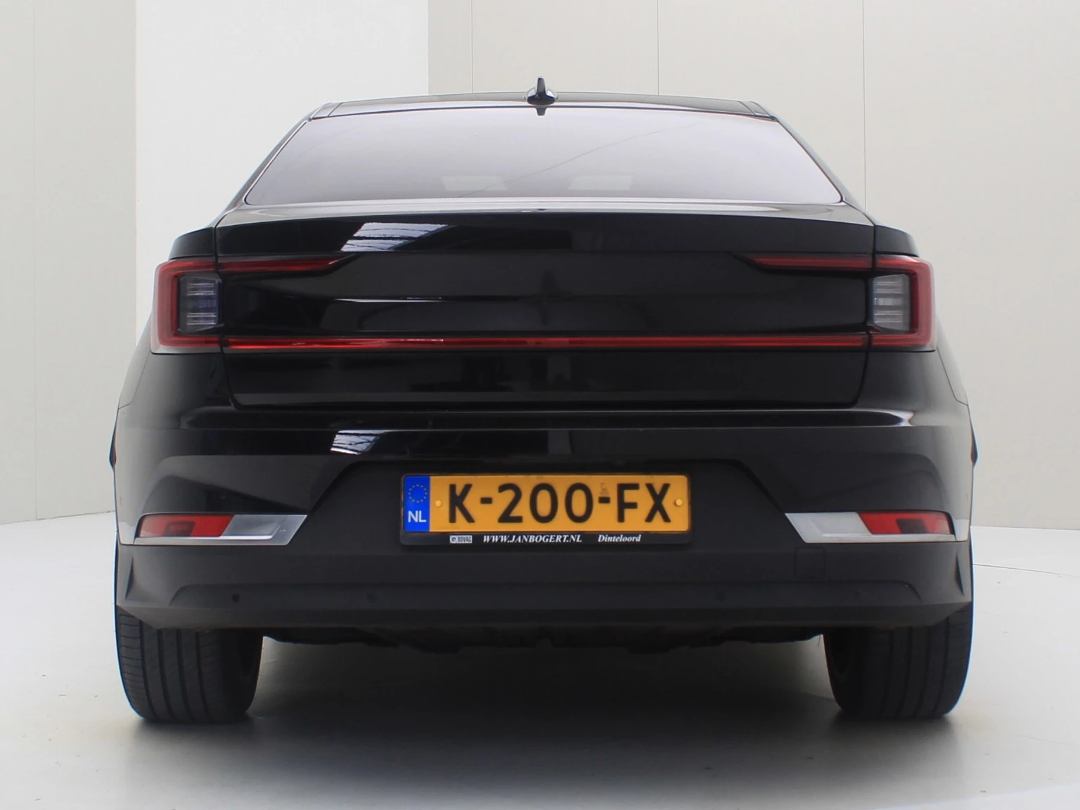 Hoofdafbeelding Polestar 2