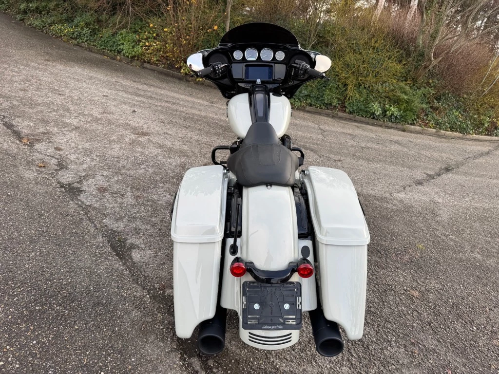 Hoofdafbeelding Harley-Davidson Street Glide