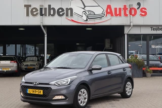 Hoofdafbeelding Hyundai i20 Hyundai i20 1.2 HP i-Motion Airco, Radio cd speler, Elektrische ramen