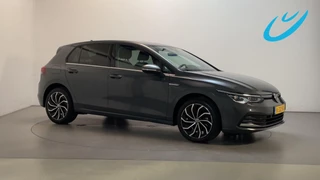 Volkswagen Golf 1.5 TSI Style LED Navigatie Parkeersensoren Climate Control Alcantara