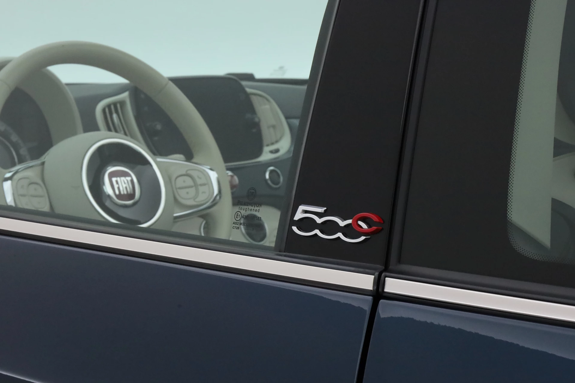 Hoofdafbeelding Fiat 500C