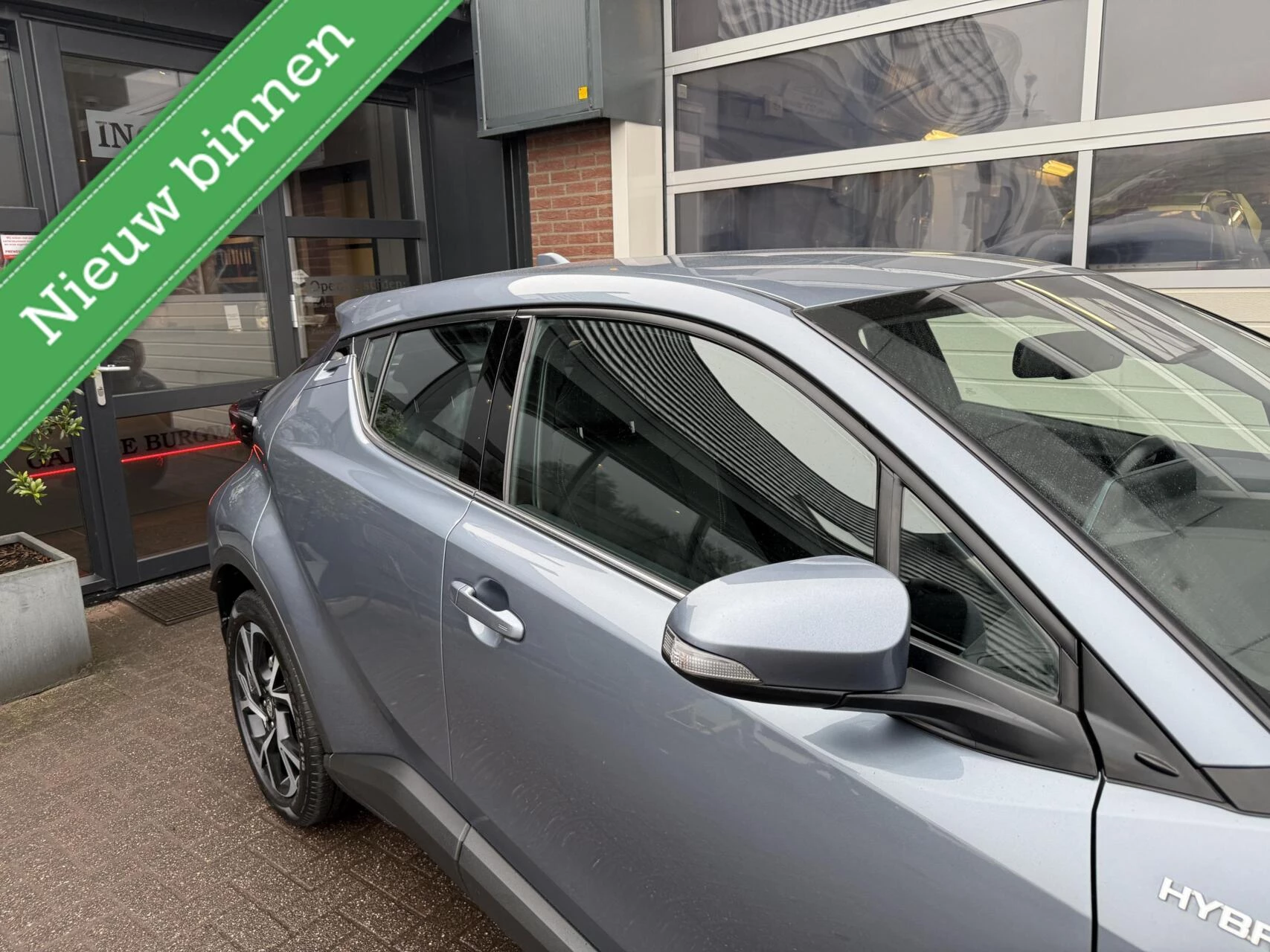 Hoofdafbeelding Toyota C-HR