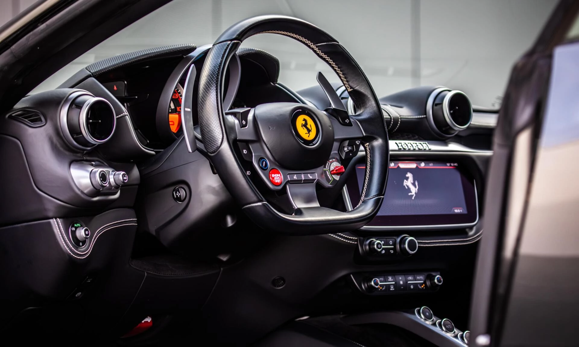 Hoofdafbeelding Ferrari Portofino