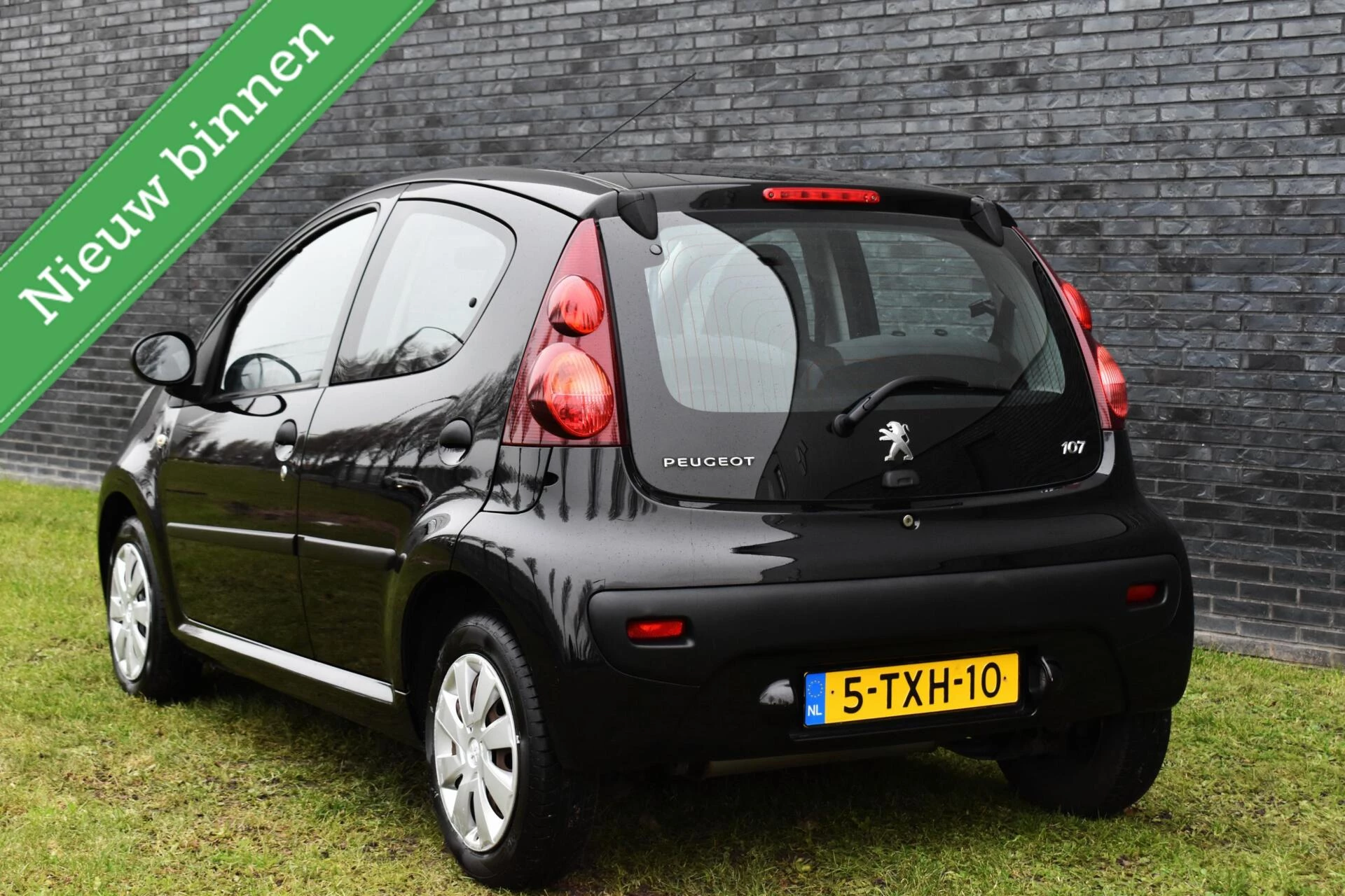 Hoofdafbeelding Peugeot 107