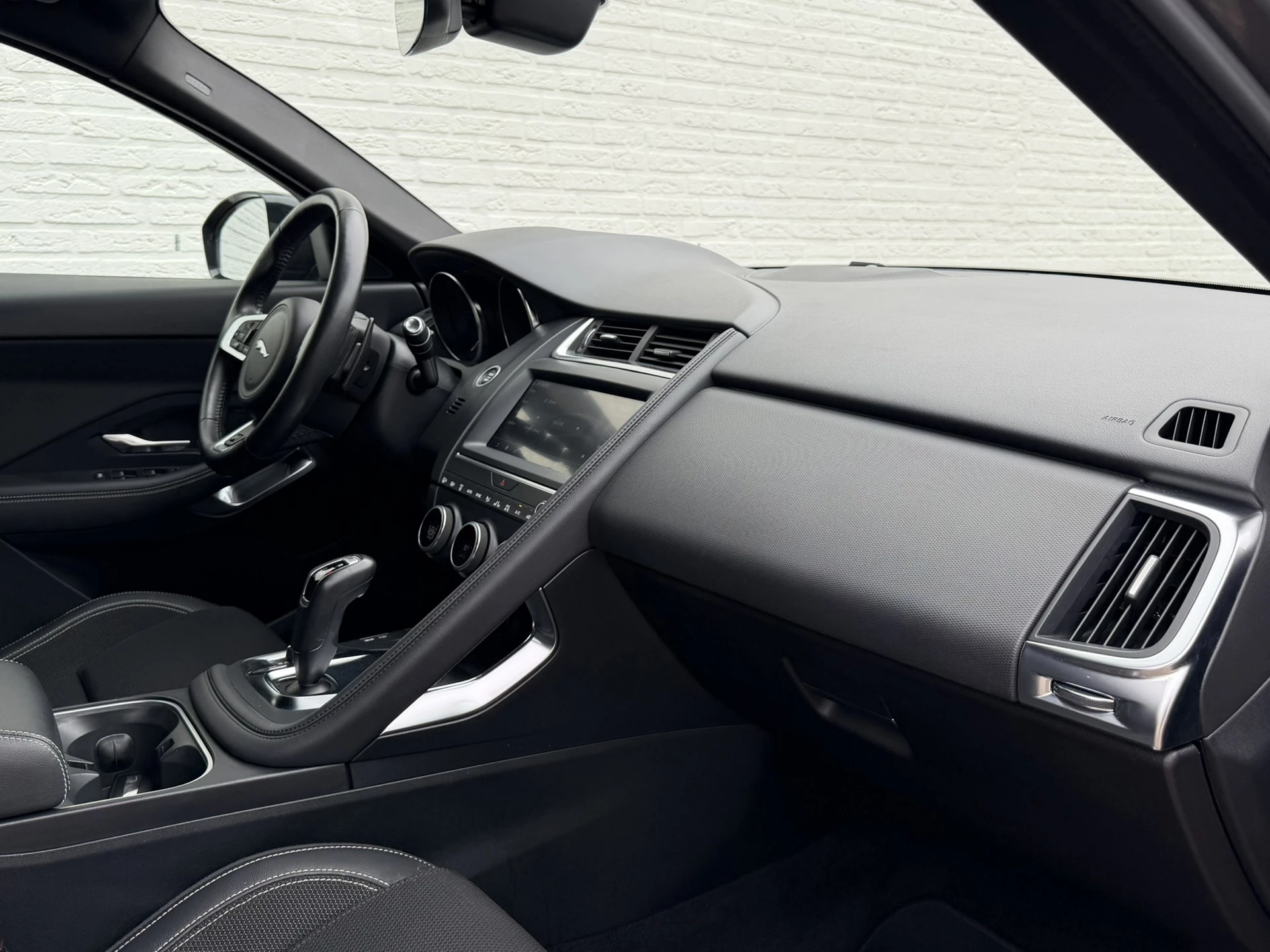 Hoofdafbeelding Jaguar E-PACE