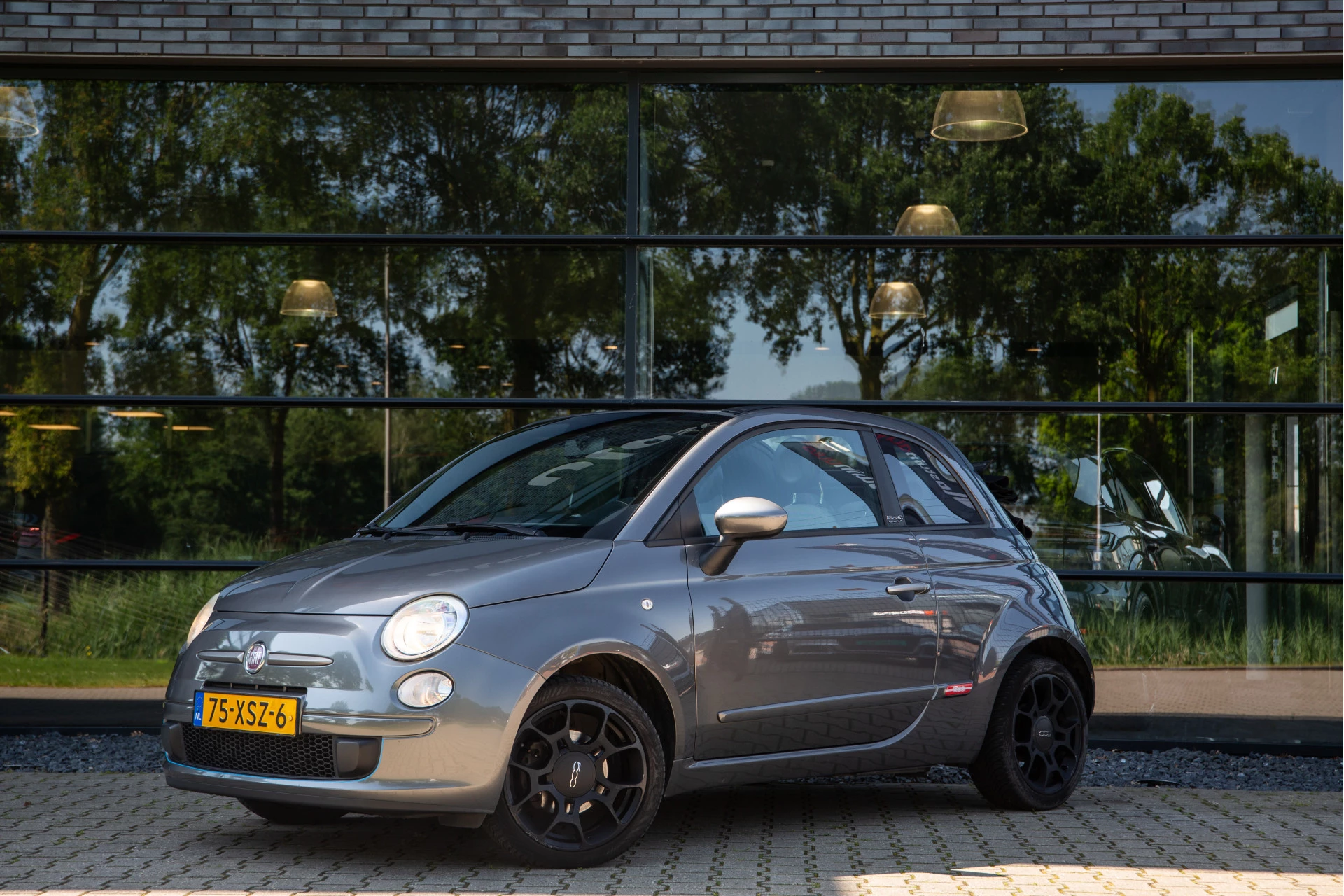 Hoofdafbeelding Fiat 500C