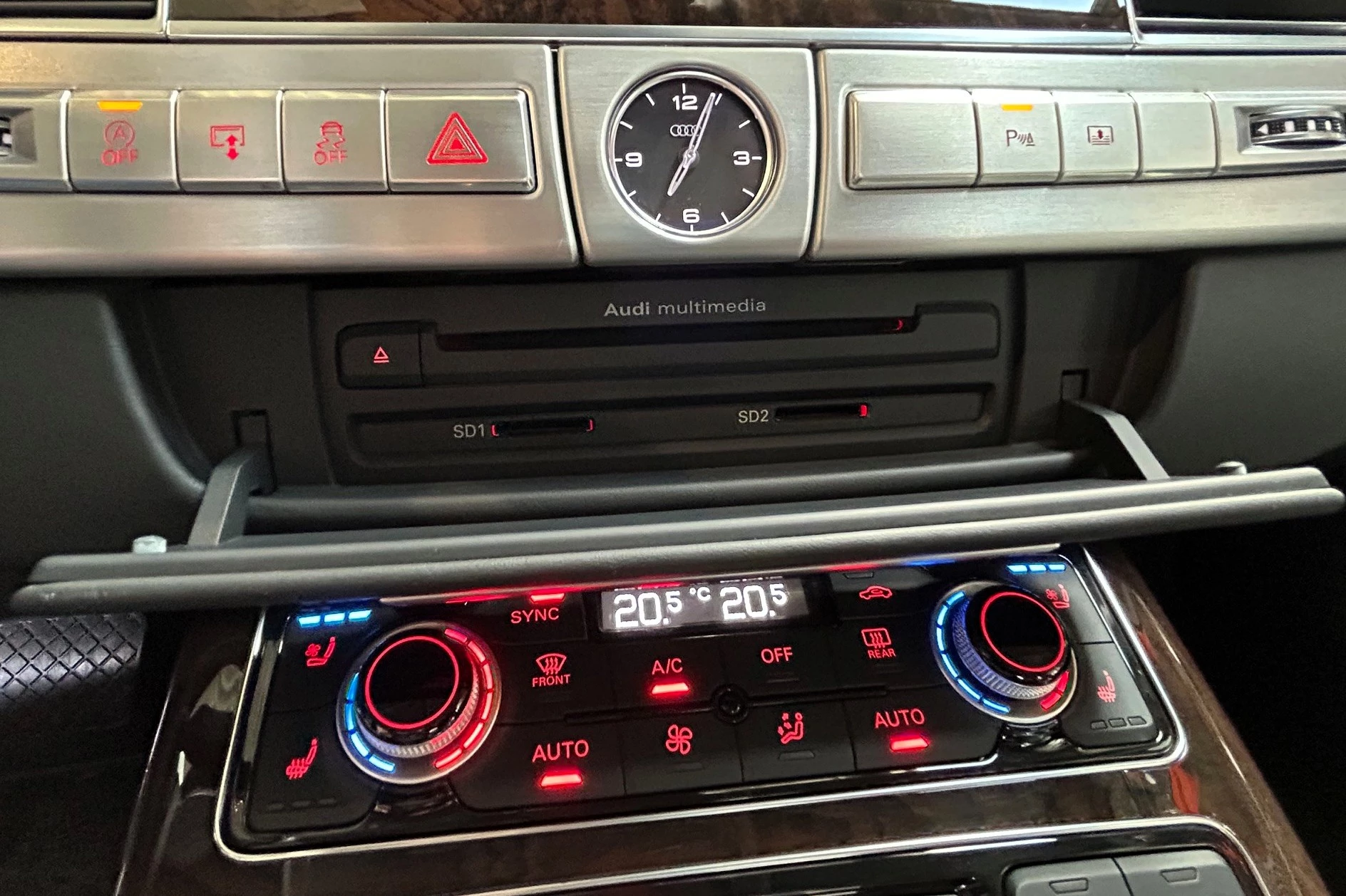 Hoofdafbeelding Audi A8