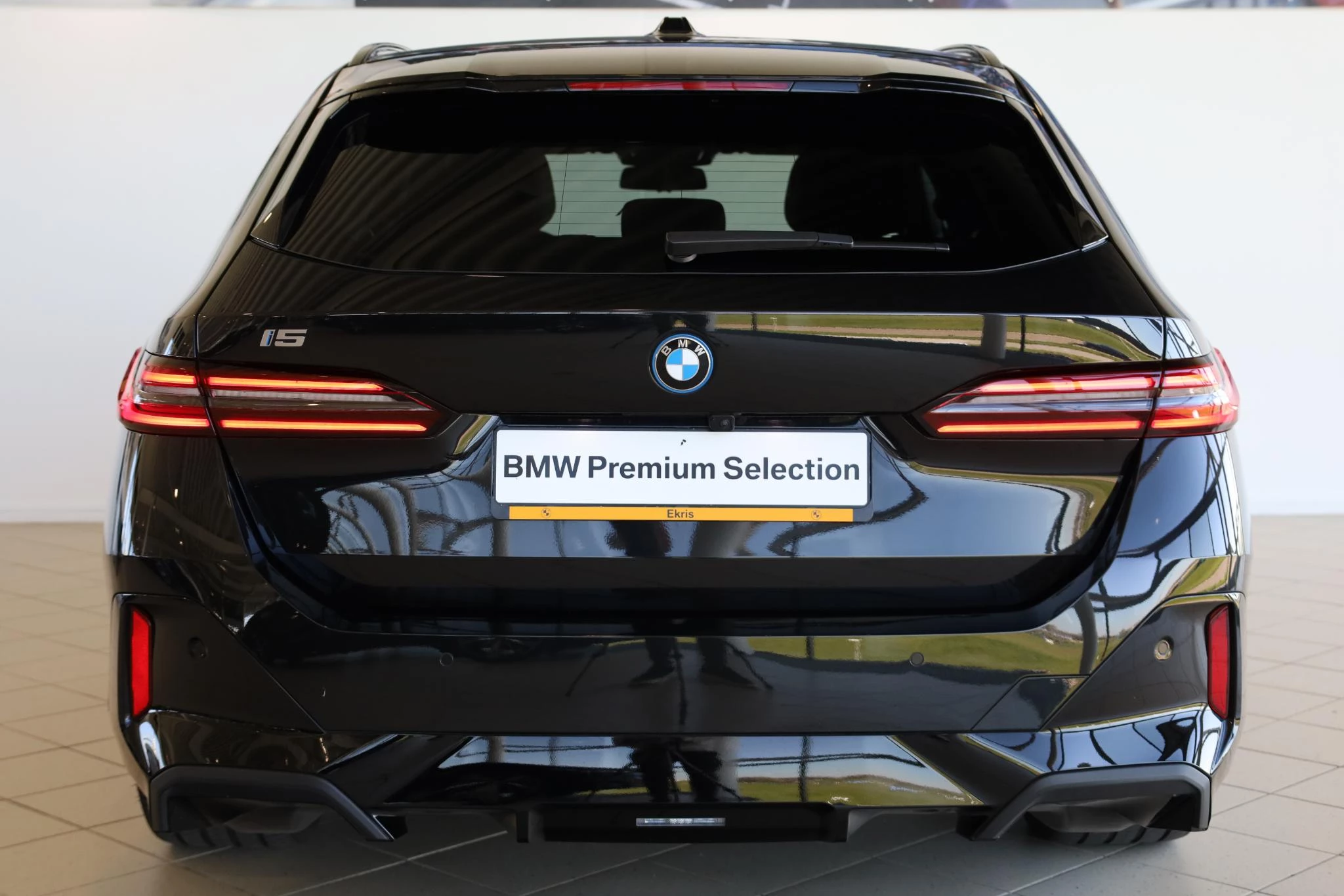 Hoofdafbeelding BMW i5