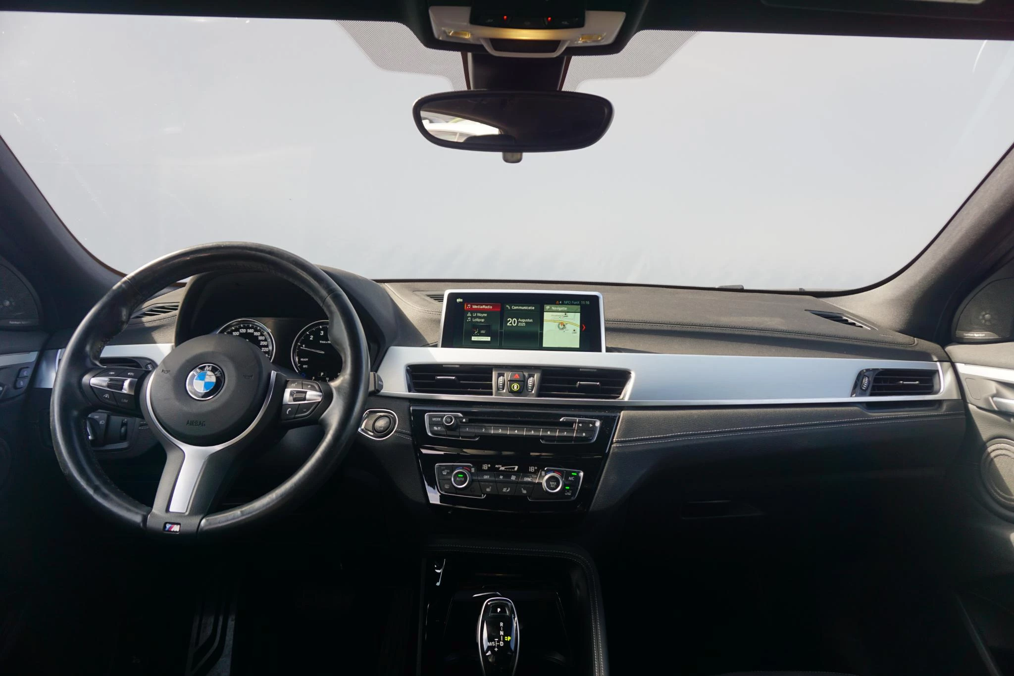 Hoofdafbeelding BMW X2