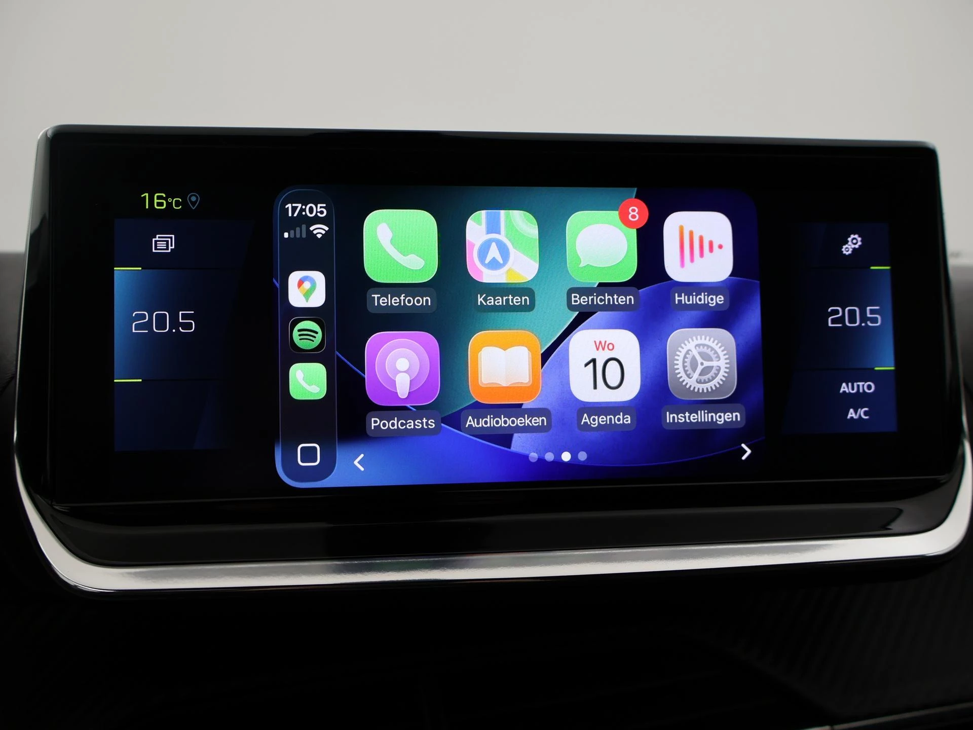 Hoofdafbeelding Peugeot e-2008