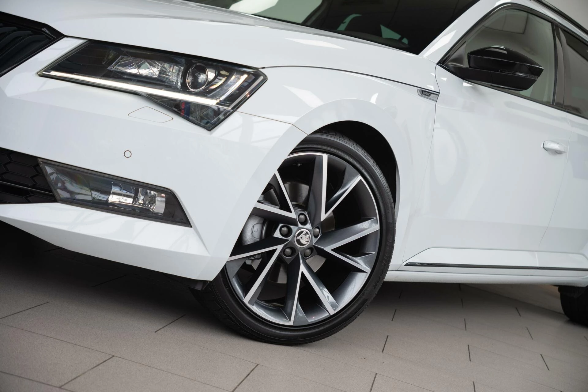 Hoofdafbeelding Škoda Superb