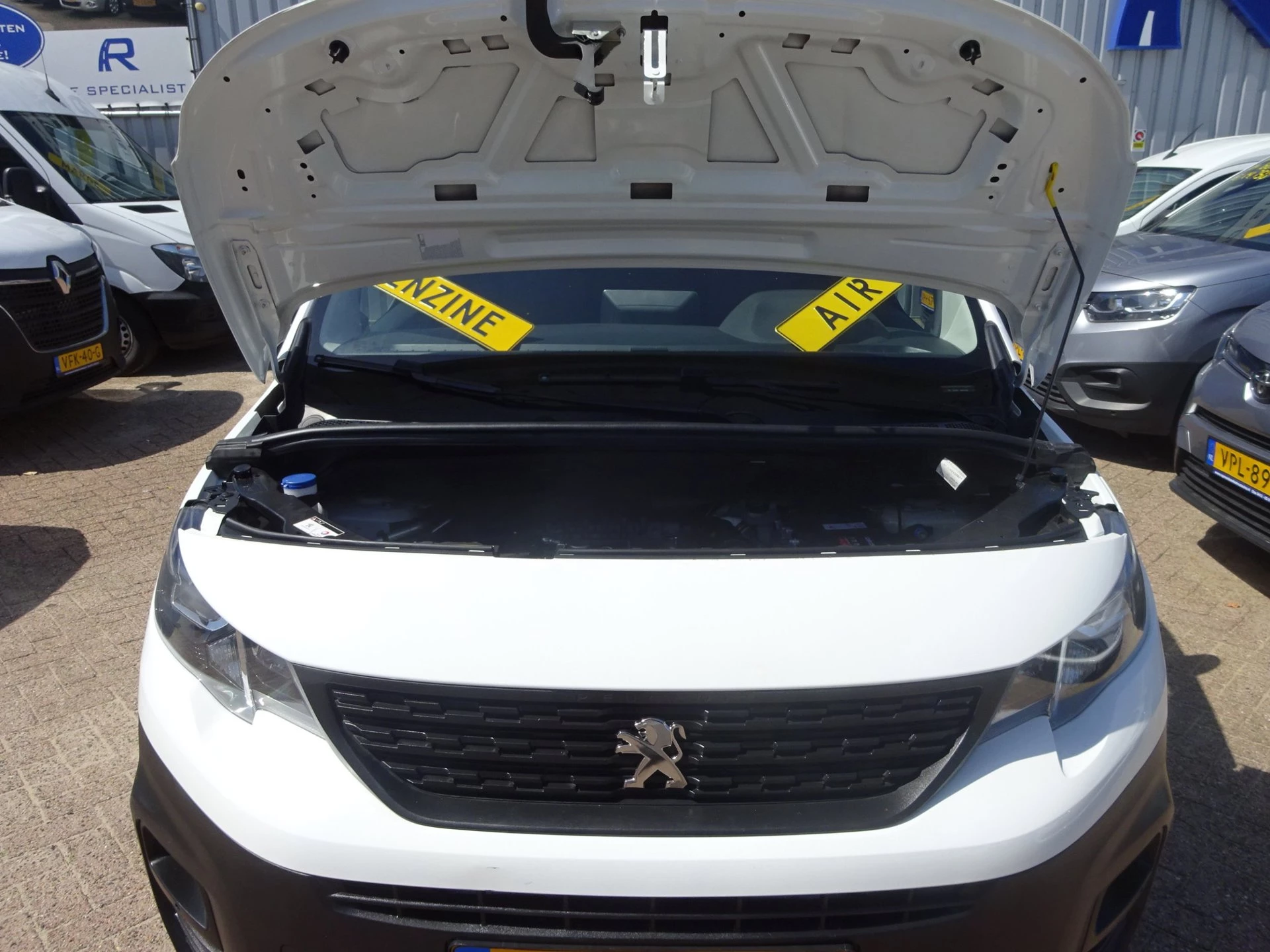 Hoofdafbeelding Peugeot Partner