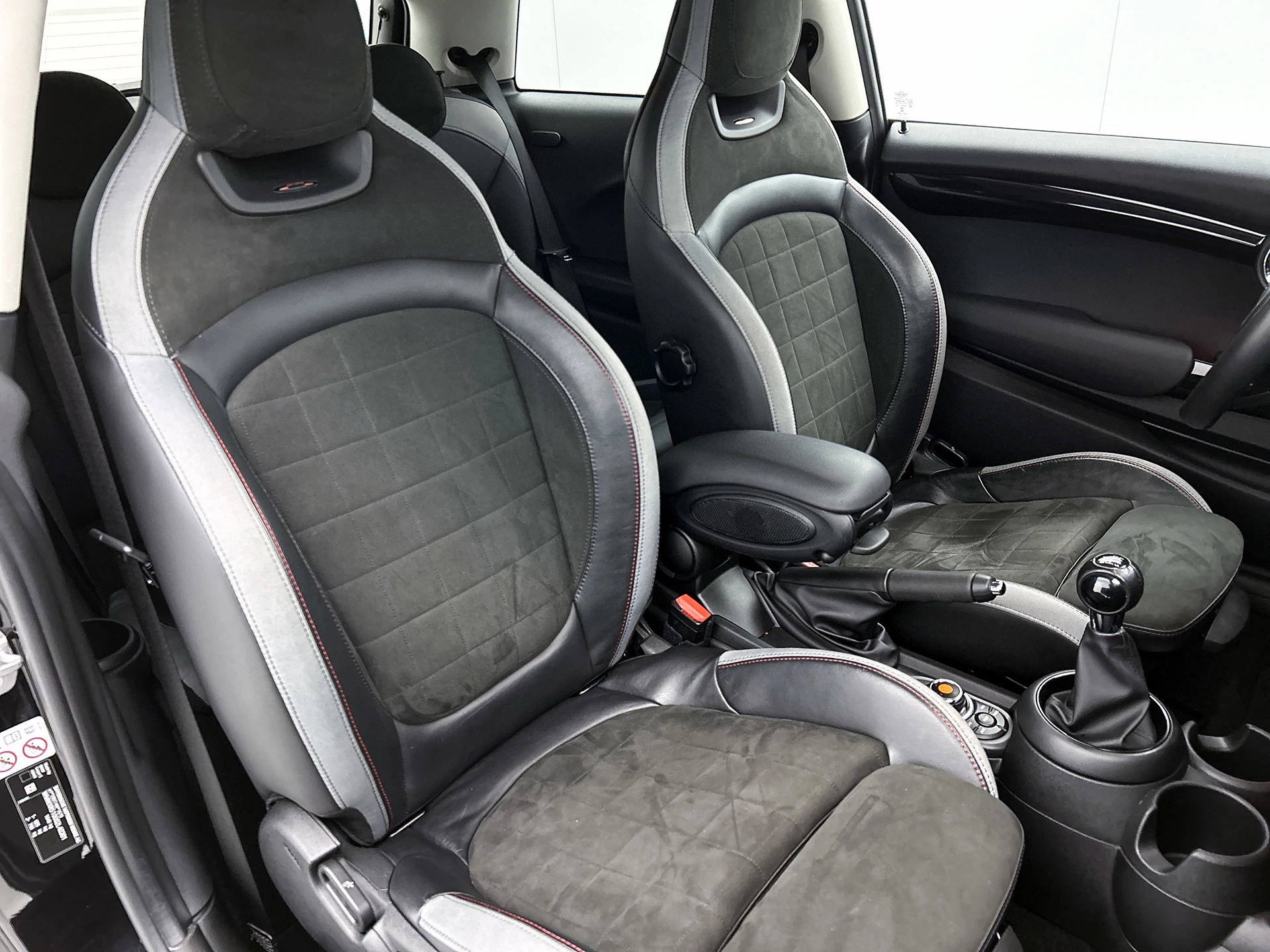 Hoofdafbeelding MINI Cooper S