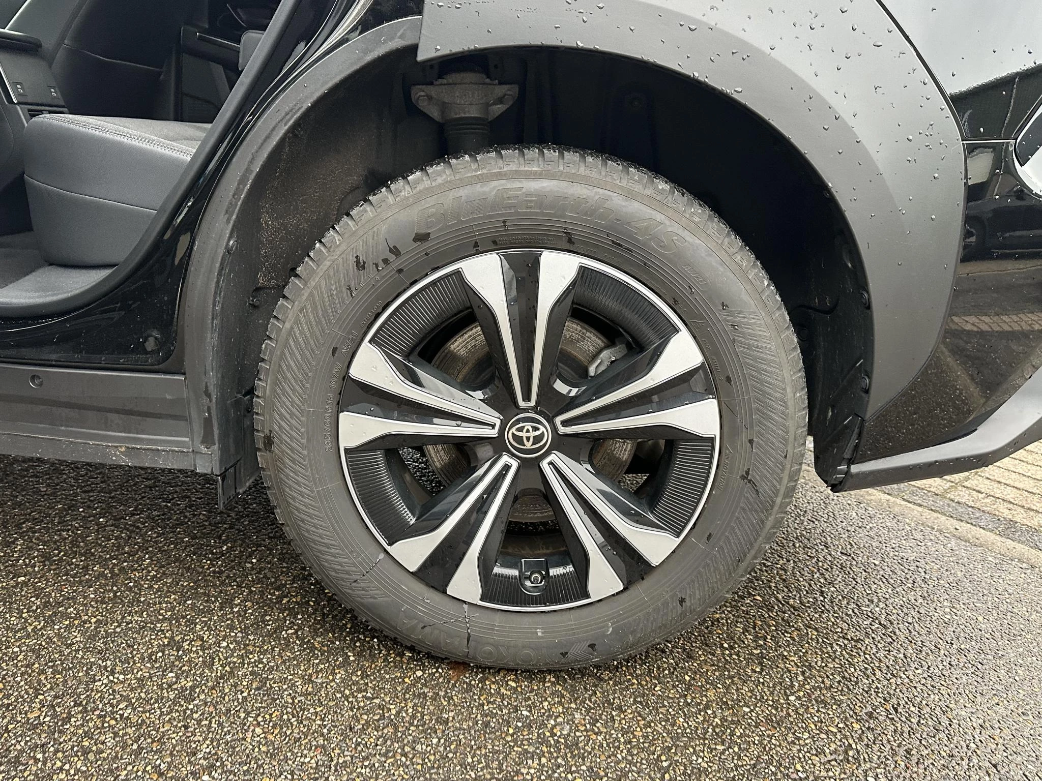 Hoofdafbeelding Toyota bZ4X