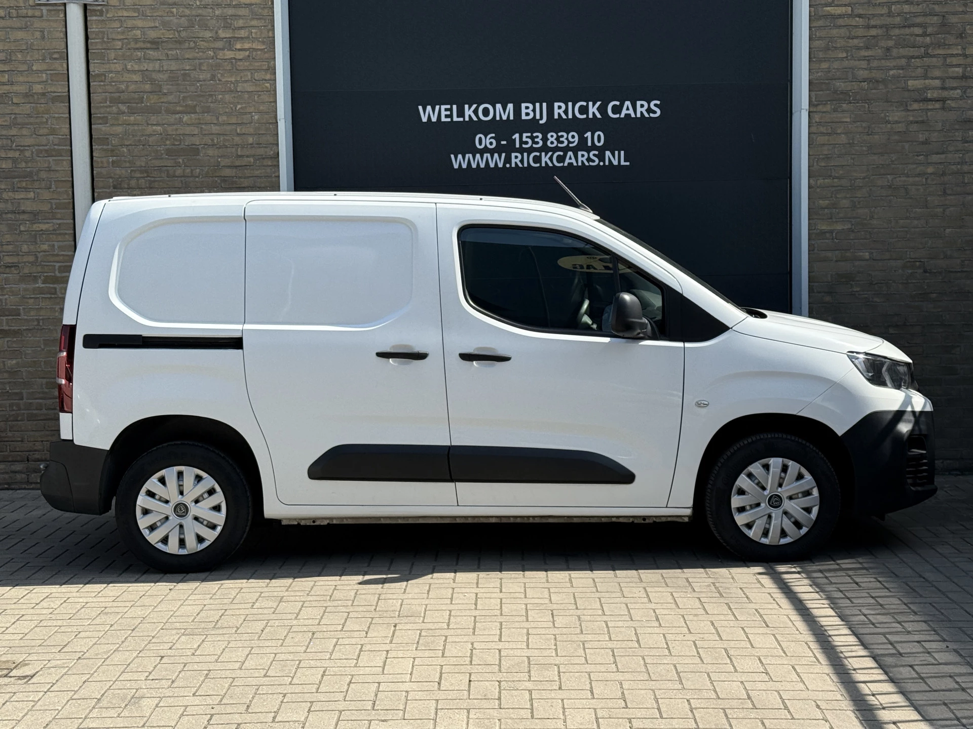 Hoofdafbeelding Peugeot Partner