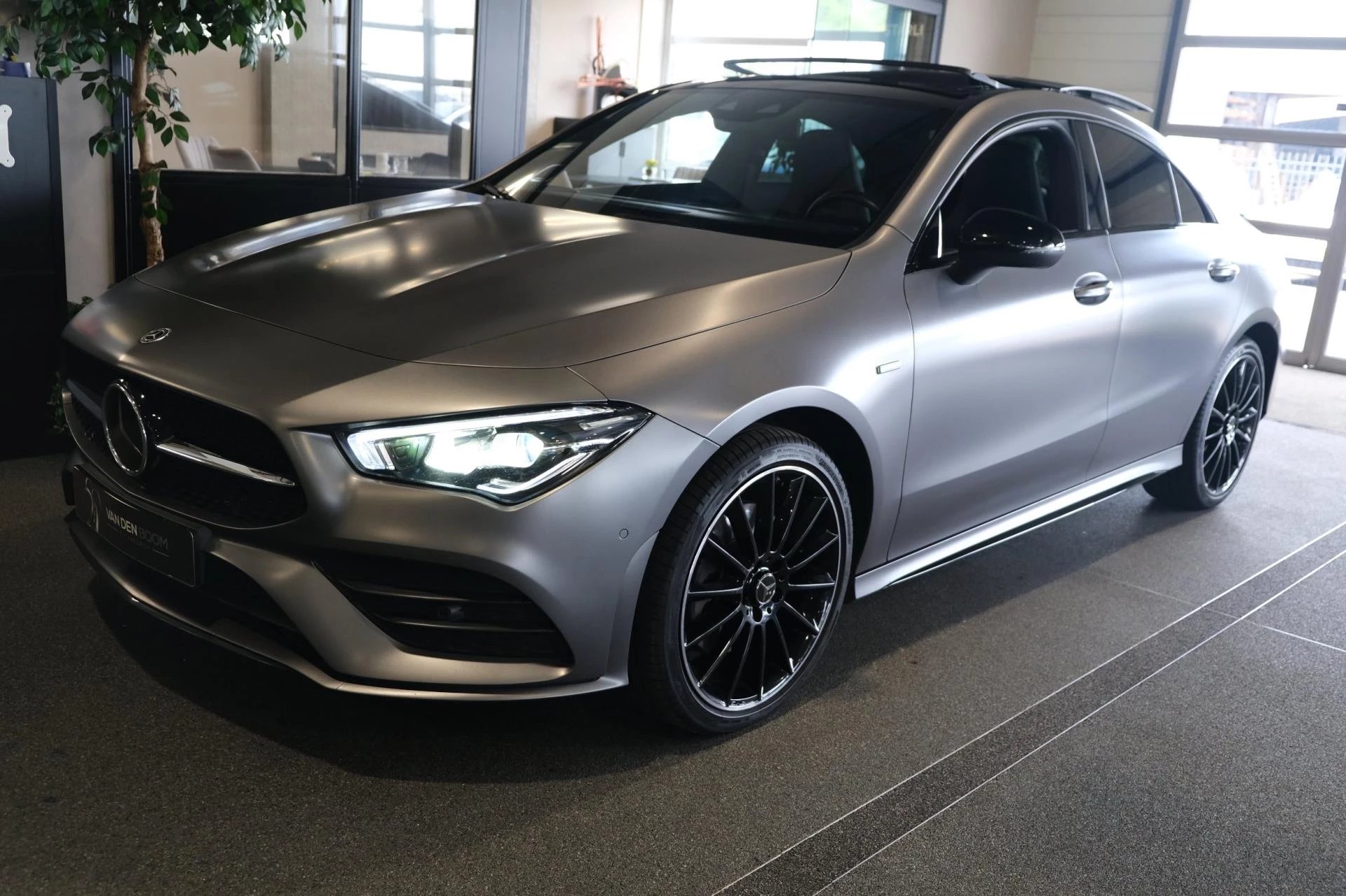 Hoofdafbeelding Mercedes-Benz CLA