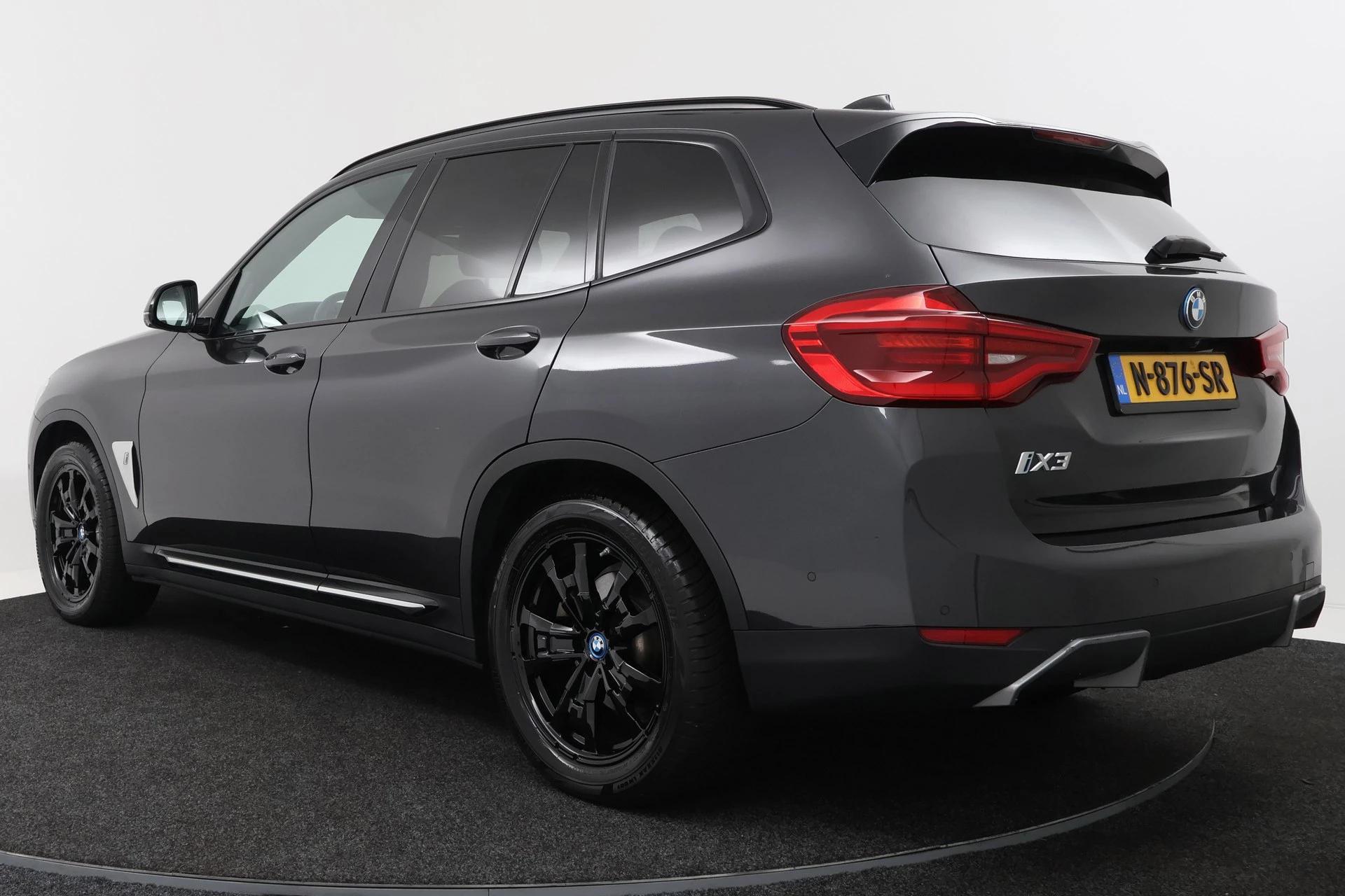 Hoofdafbeelding BMW iX3