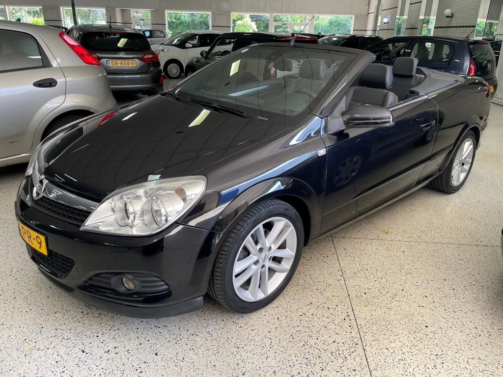 Hoofdafbeelding Opel Cabrio