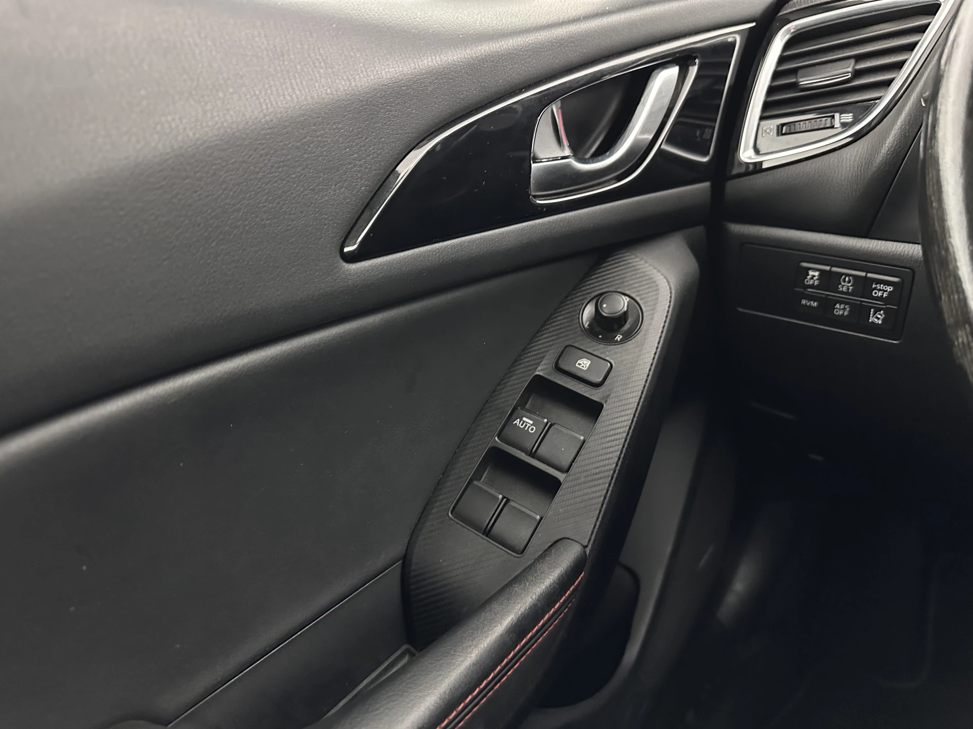 Hoofdafbeelding Mazda 3