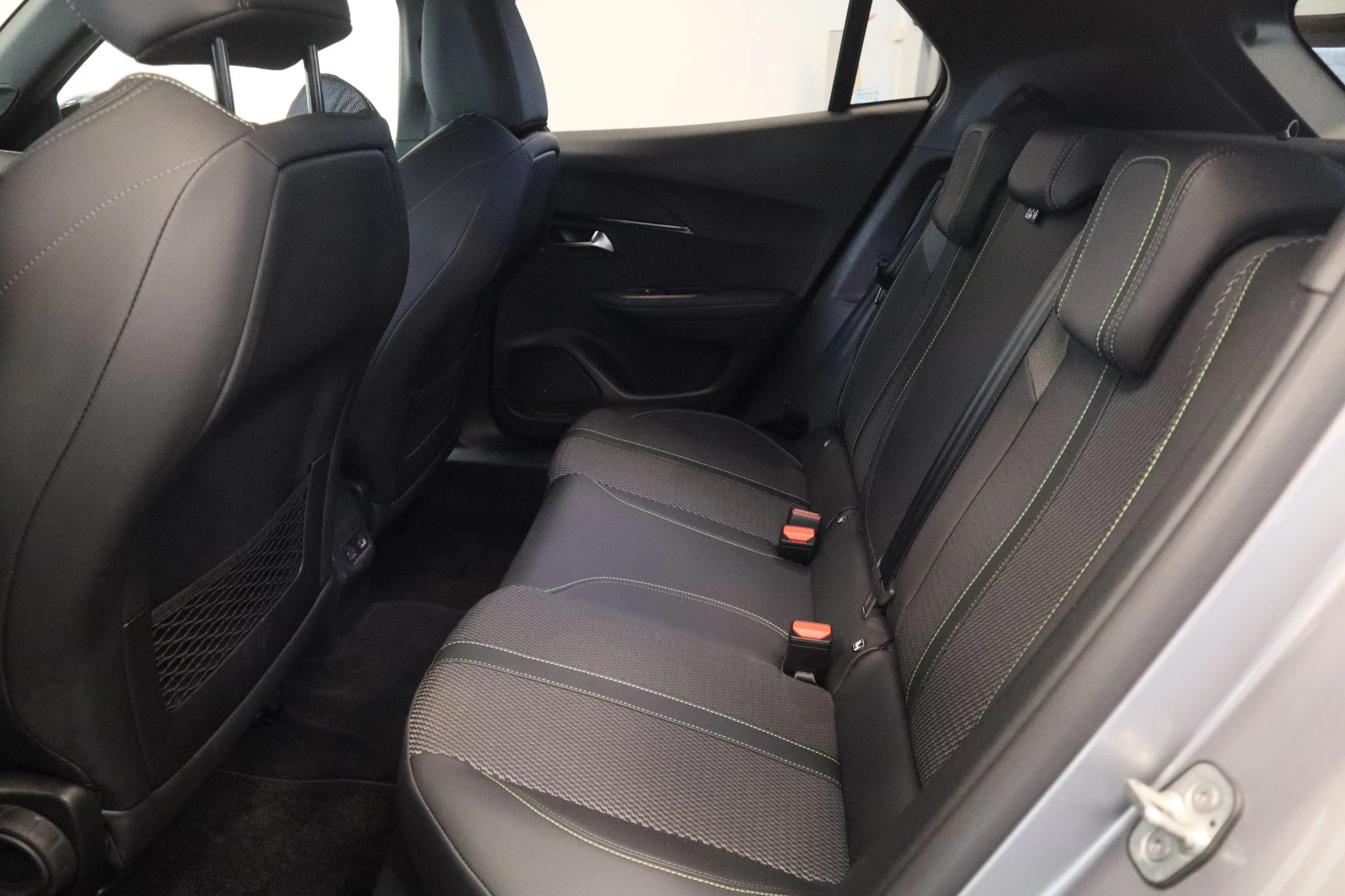 Hoofdafbeelding Peugeot e-2008