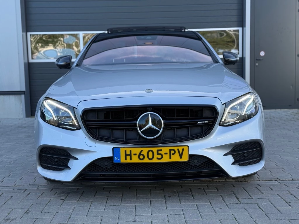 Hoofdafbeelding Mercedes-Benz E-Klasse