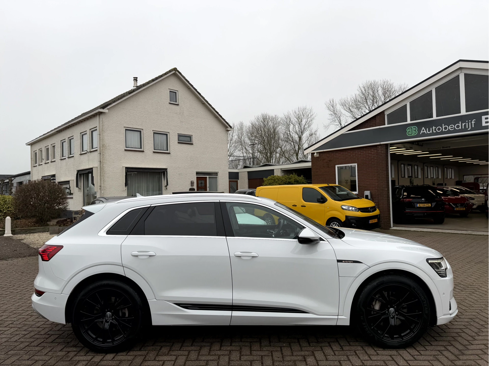 Hoofdafbeelding Audi e-tron