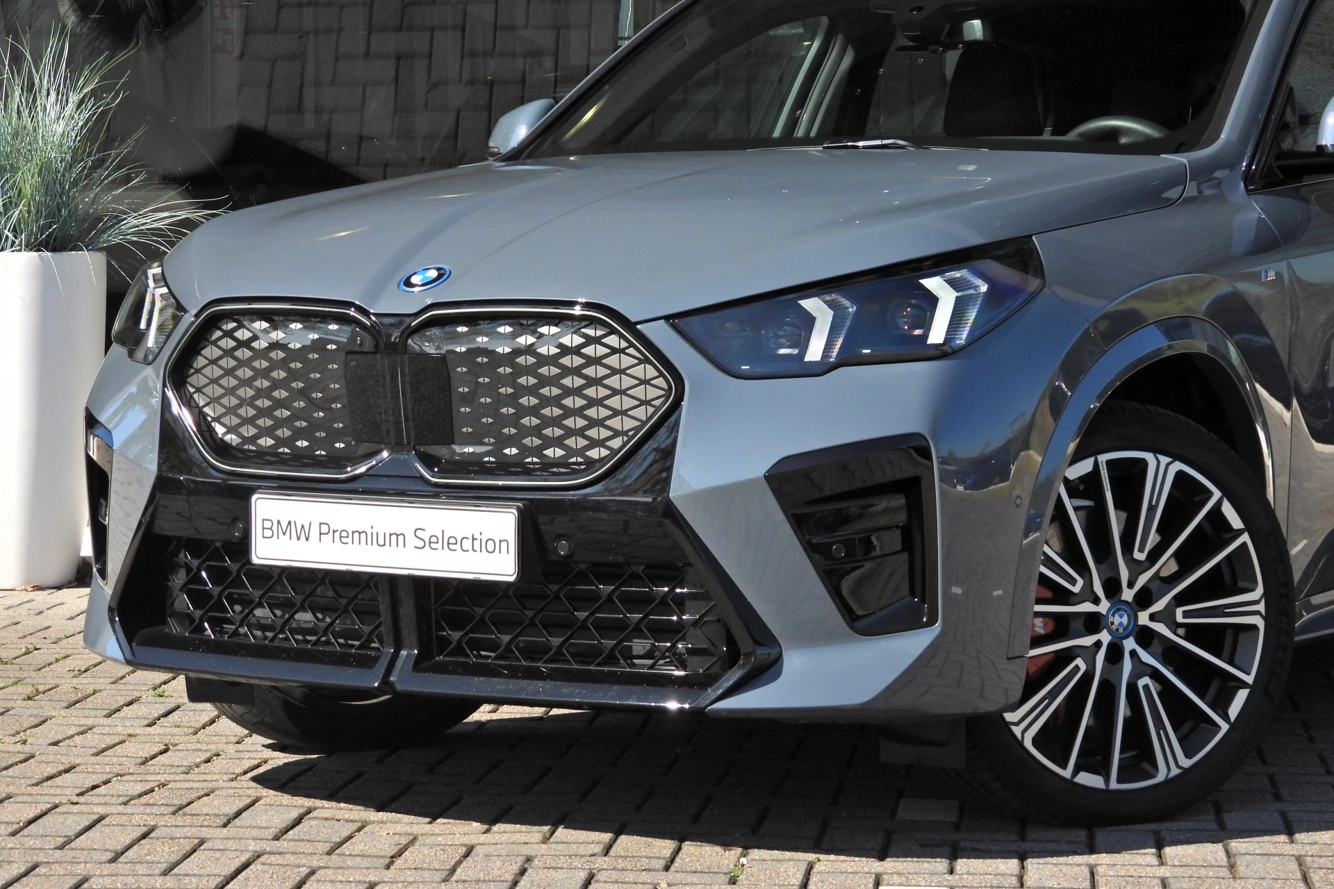 Hoofdafbeelding BMW iX2