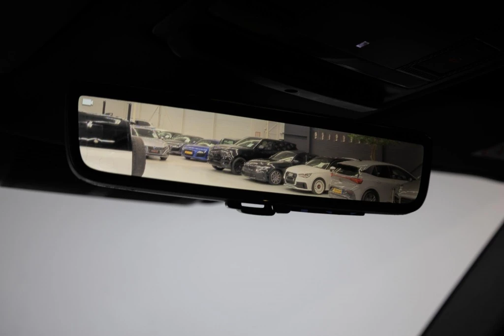 Hoofdafbeelding Land Rover Defender