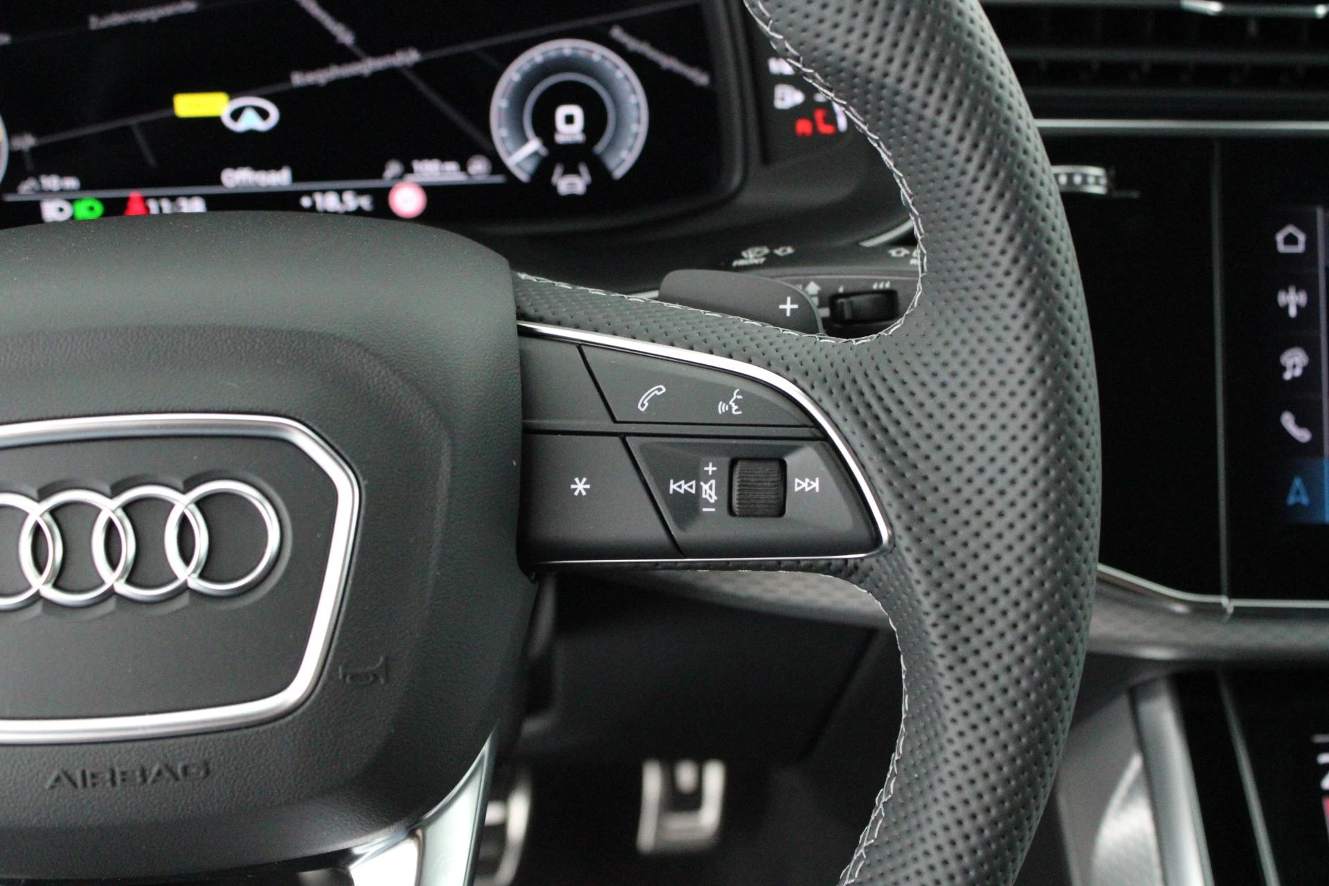 Hoofdafbeelding Audi Q8