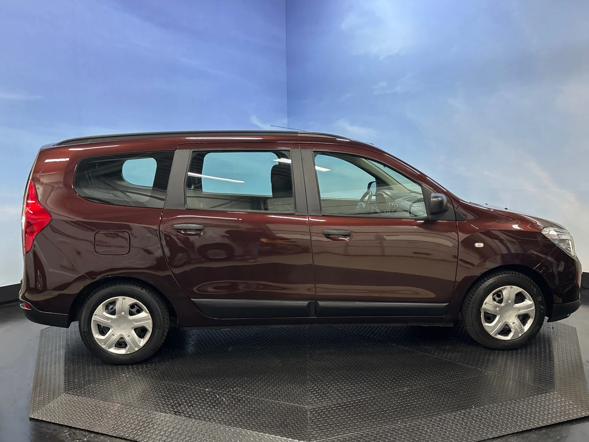 Hoofdafbeelding Dacia Lodgy