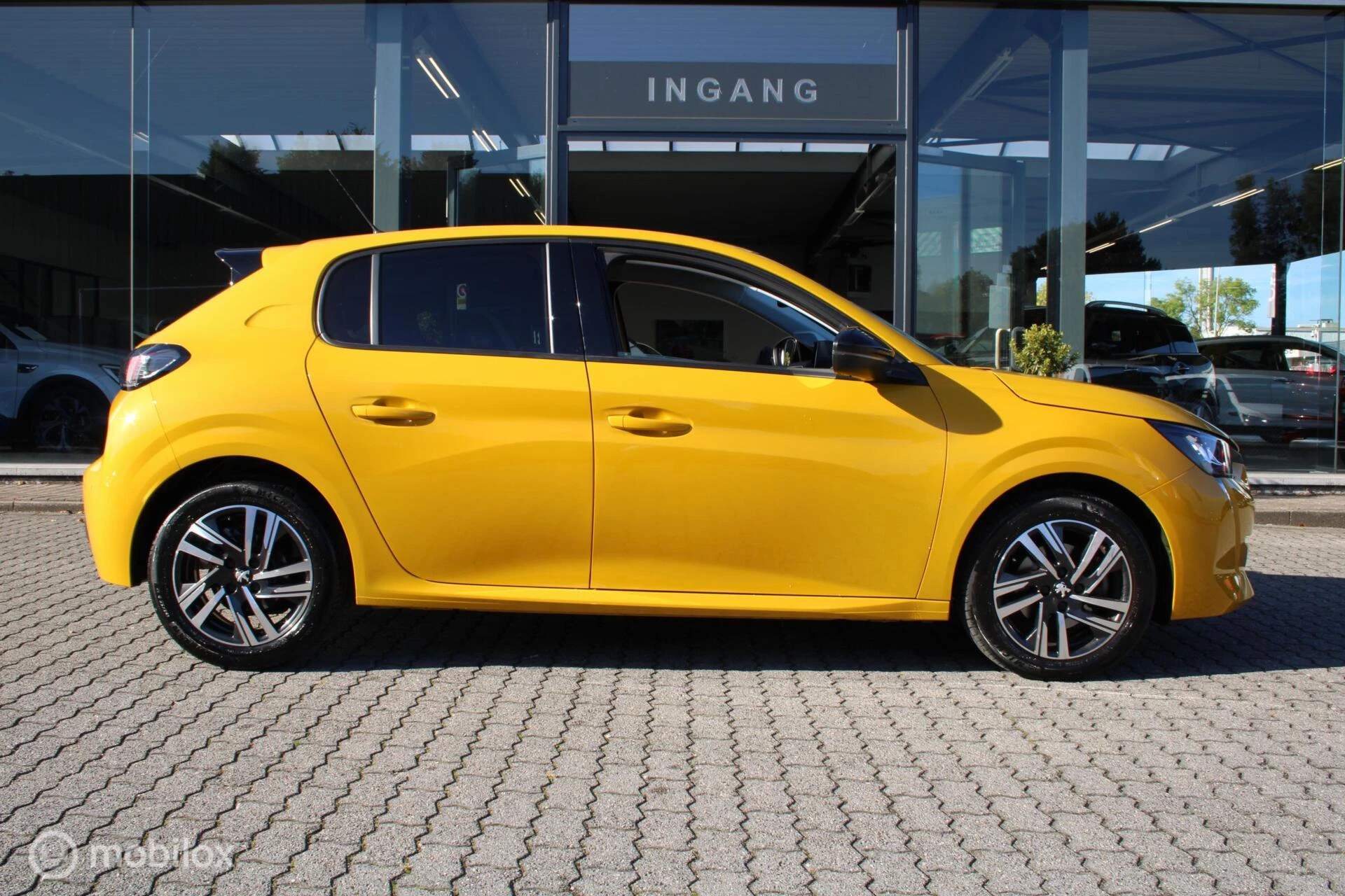 Hoofdafbeelding Peugeot 208