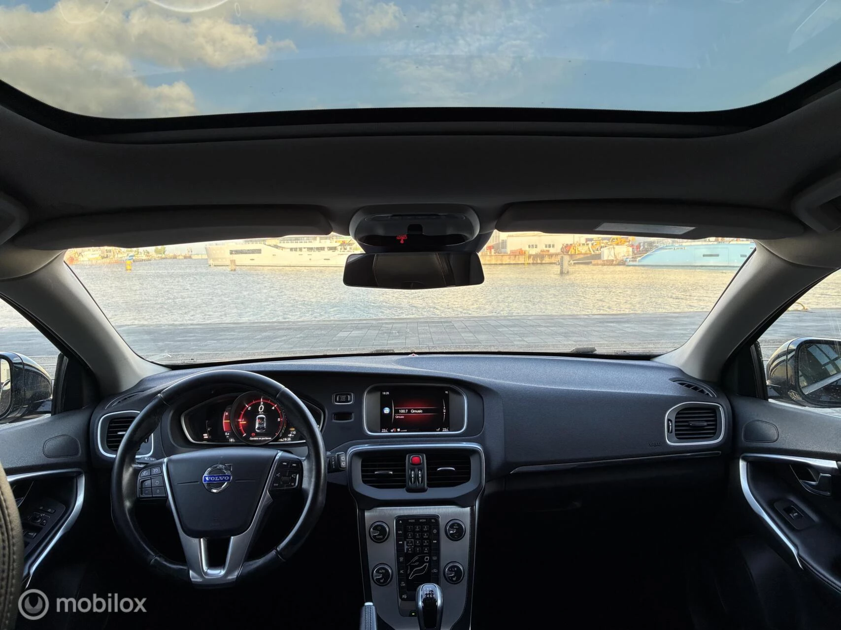 Hoofdafbeelding Volvo V40