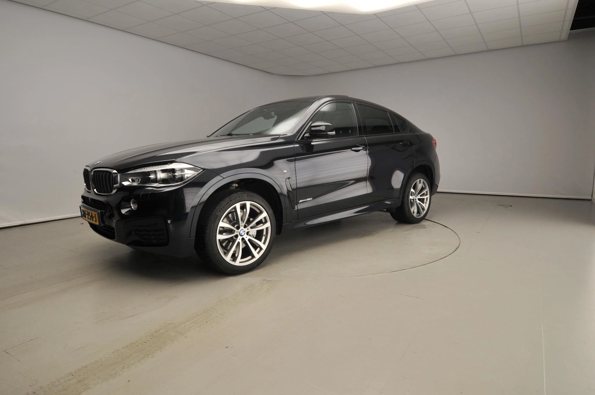 Hoofdafbeelding BMW X6