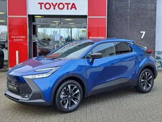 Hoofdafbeelding Toyota C-HR Toyota C-HR 2.0 Plug-in Hybrid 220 Dynamic NIEUW DIRECT LEVERBAAR STOEL EN STUURWIELVERWARMING PDC