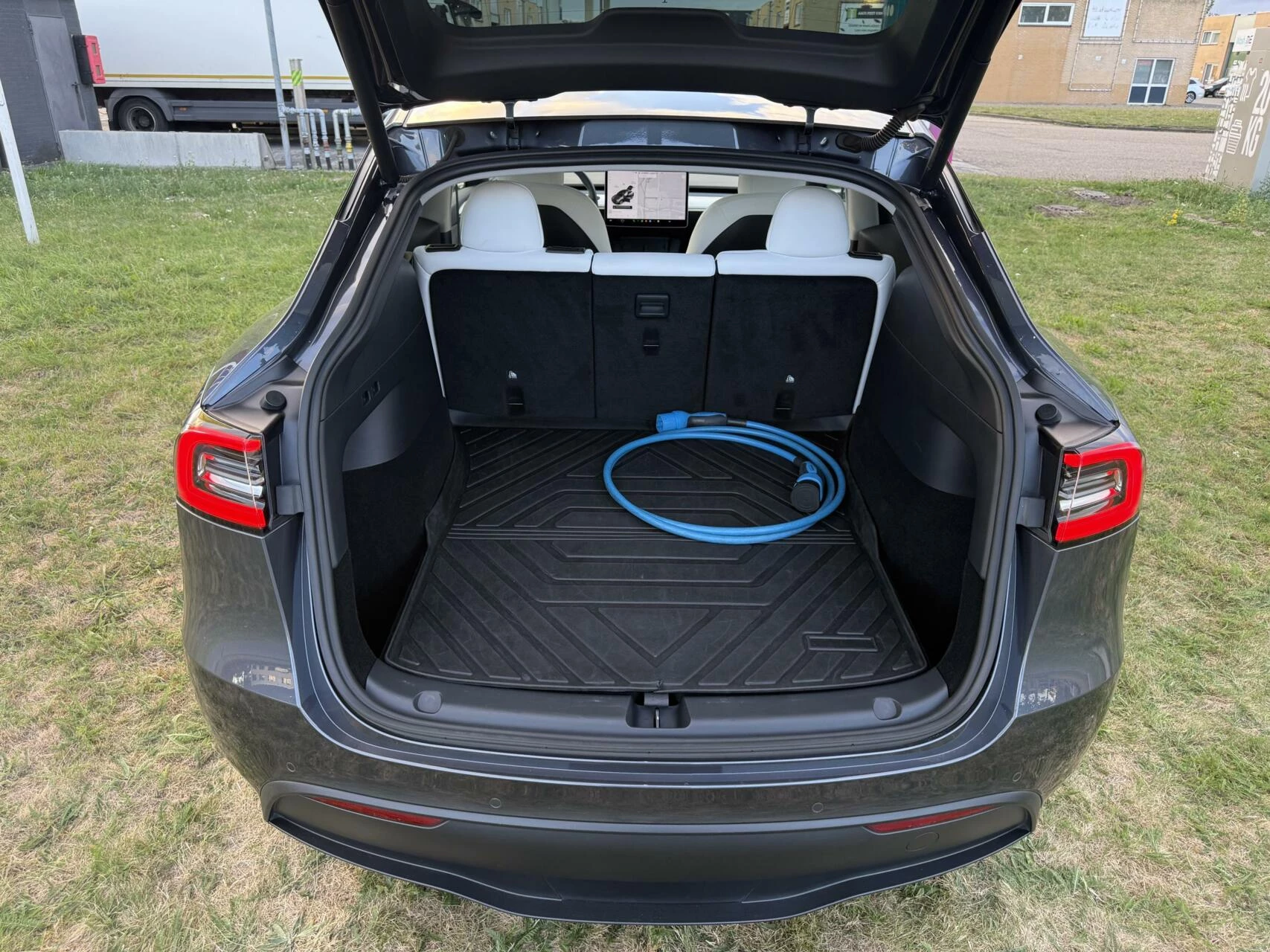 Hoofdafbeelding Tesla Model Y